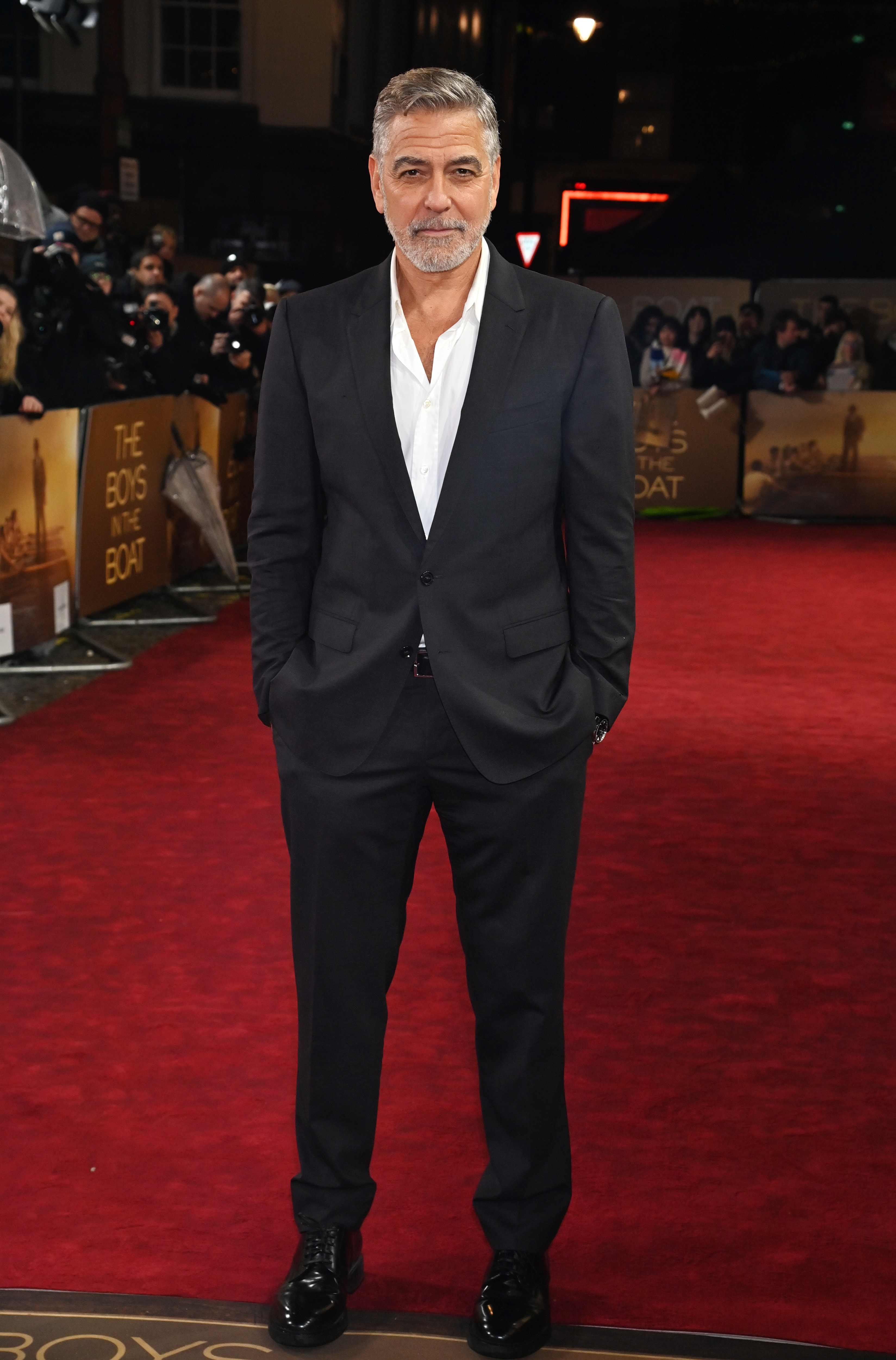 George Clooney lors d'une projection spéciale du film « The Boys in the Boat » le 3 décembre 2023 à Londres, en Angleterre. | Source : Getty Images