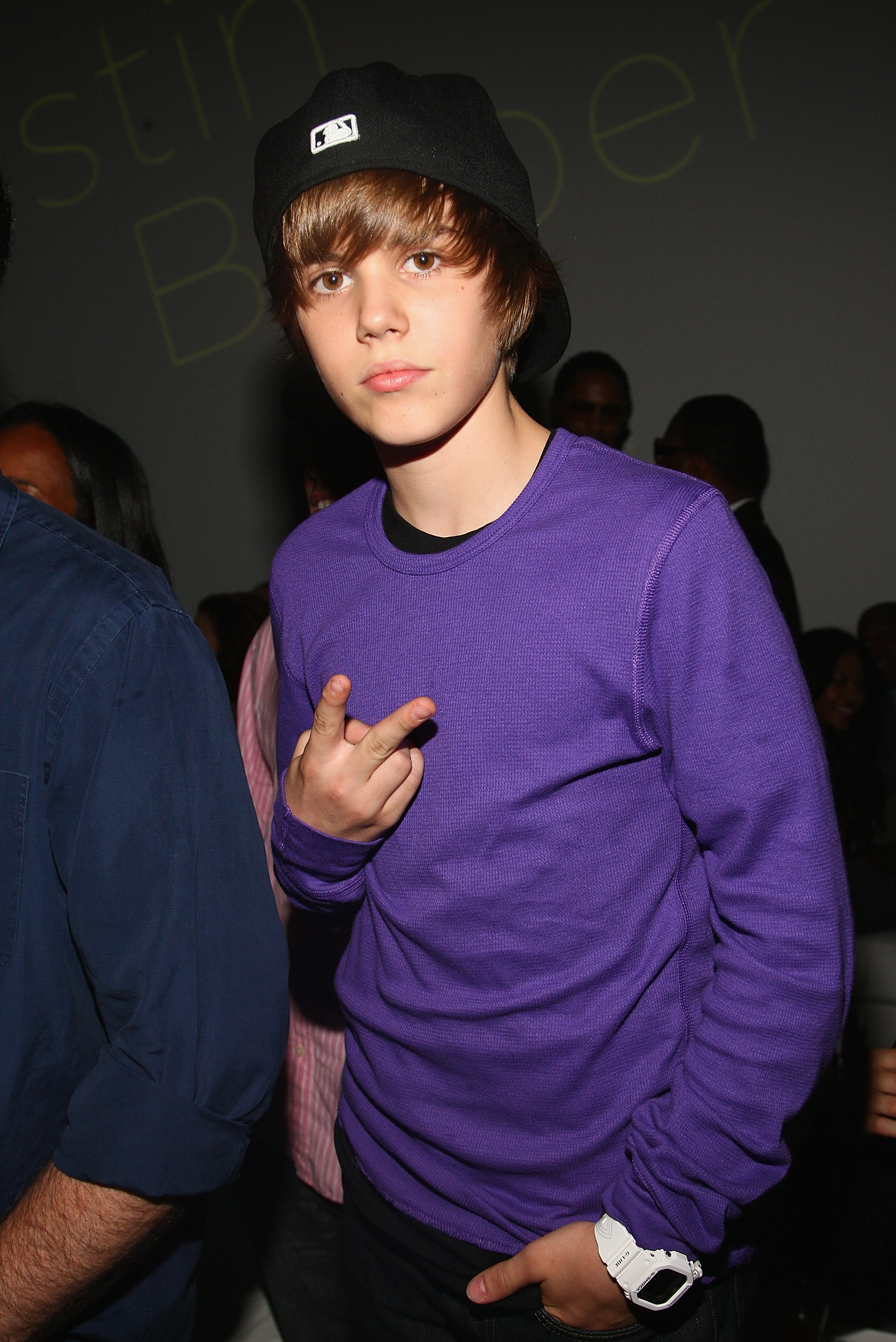 Justin Bieber assiste à la soirée Island Def Jam Spring Collection au Stephen Weiss Studio le 20 mai 2009 à New York. | Source : Getty Images