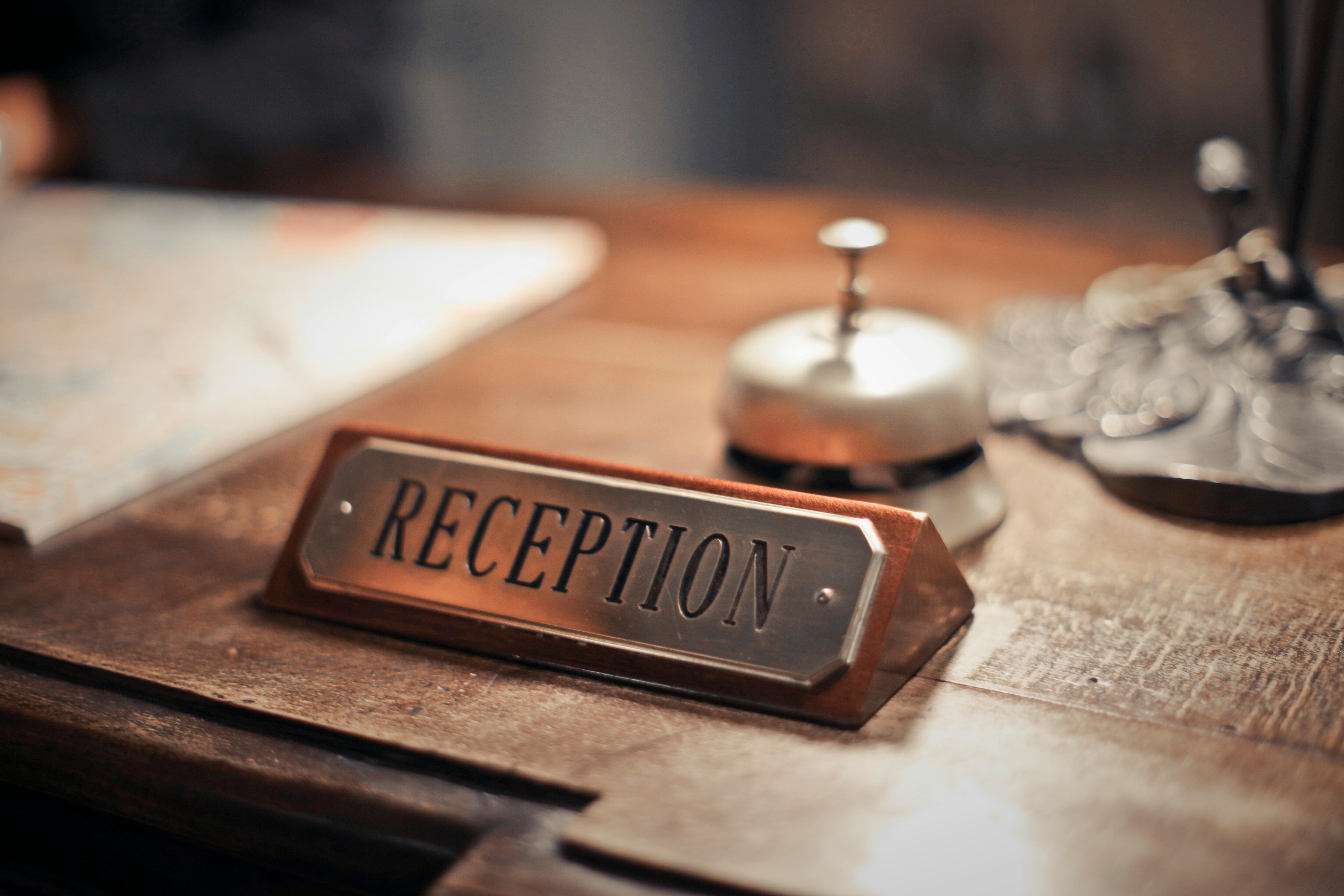 La réception d'un hôtel | Source : Pexels