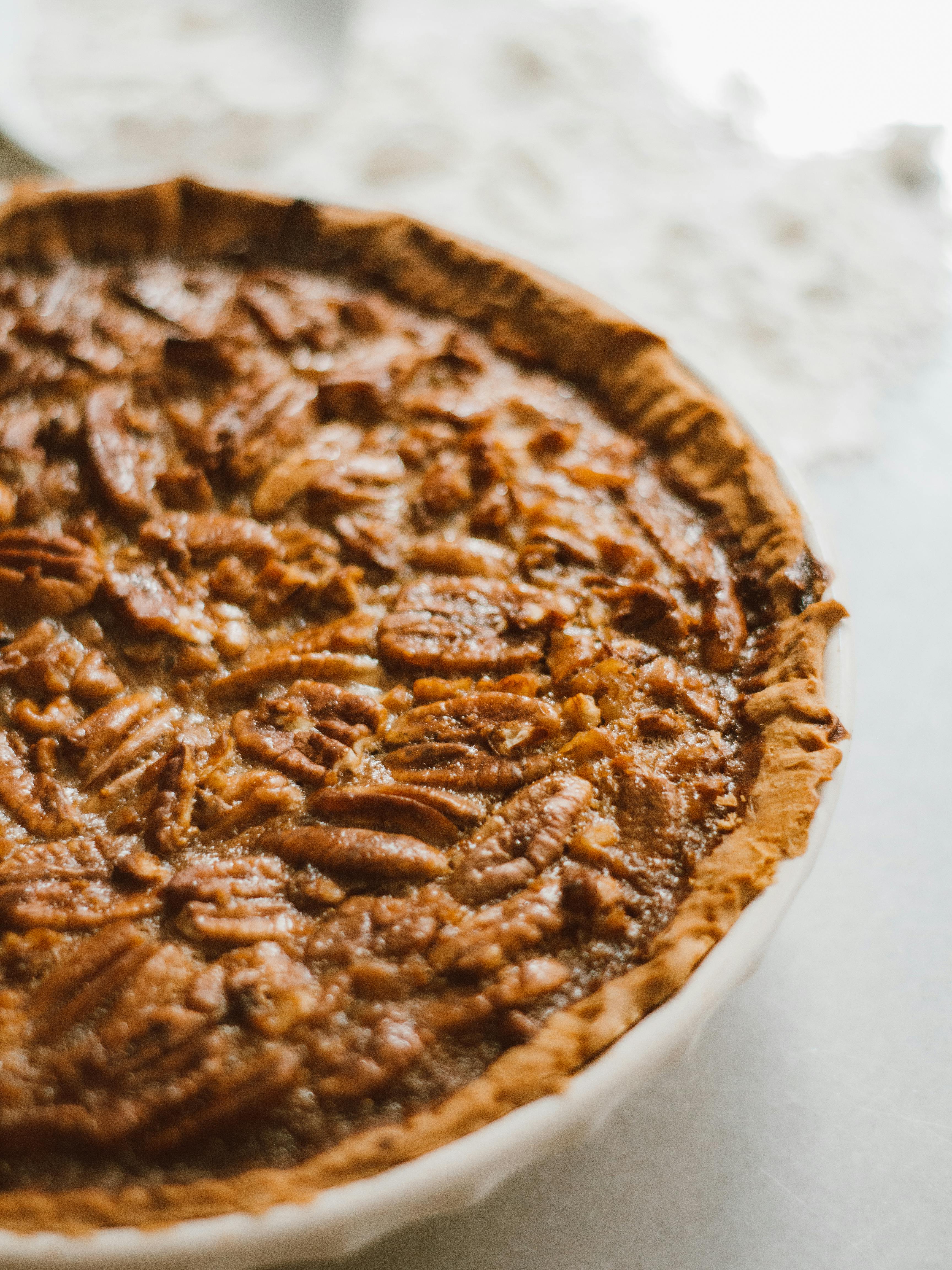Gros plan sur une tarte aux noix de pécan | Source : Pexels