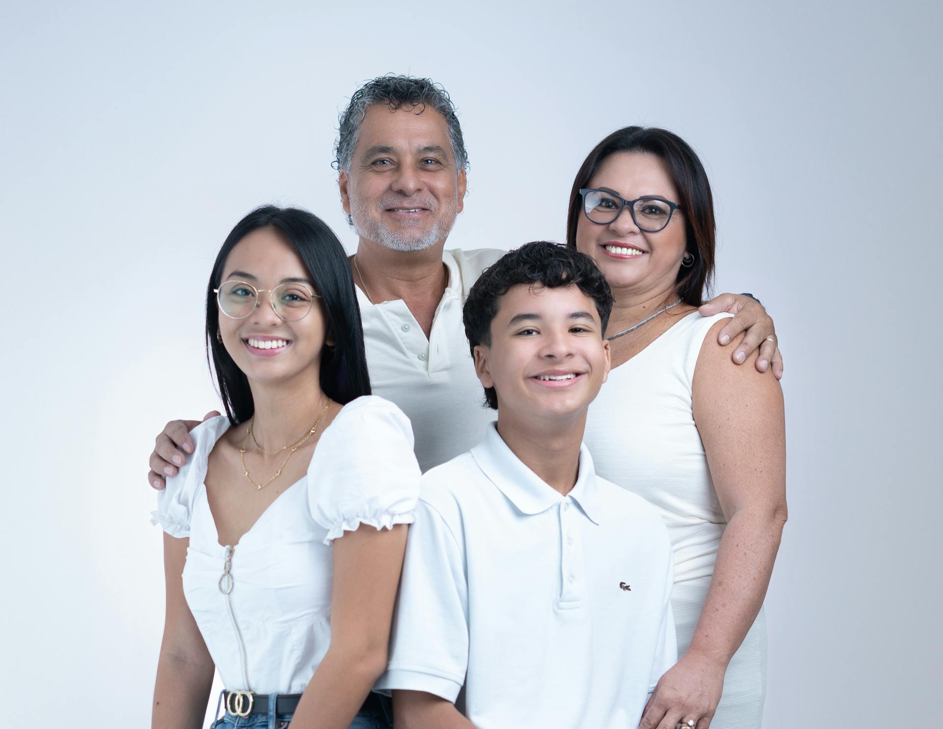 Une famille de quatre personnes | Source : Pexels