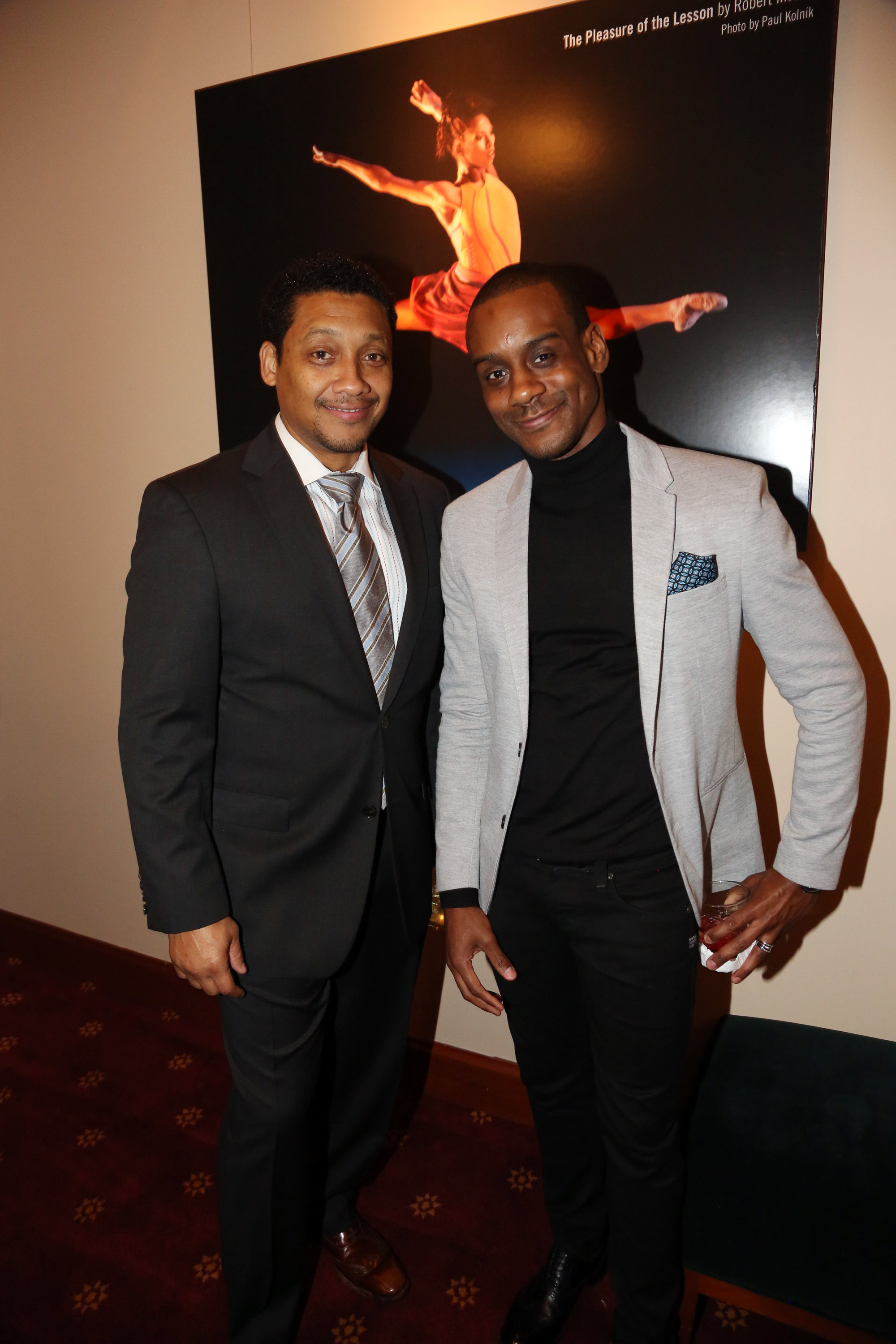 L'acteur et Kirven Douthit-Boyd de l'Alvin Ailey assistent à la première de l'Alvin Ailey American Dance Theater de « ODETTA » le 10 décembre 2014 | Source : Getty Images