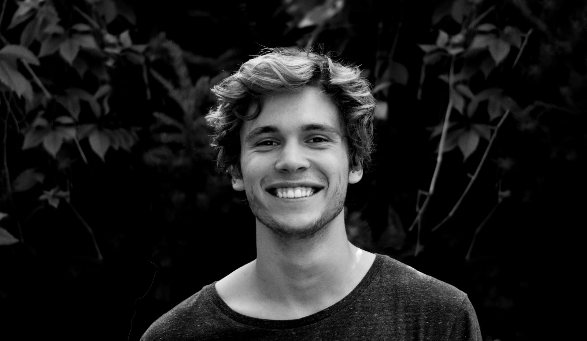 Een gelukkige man | Bron: Pexels