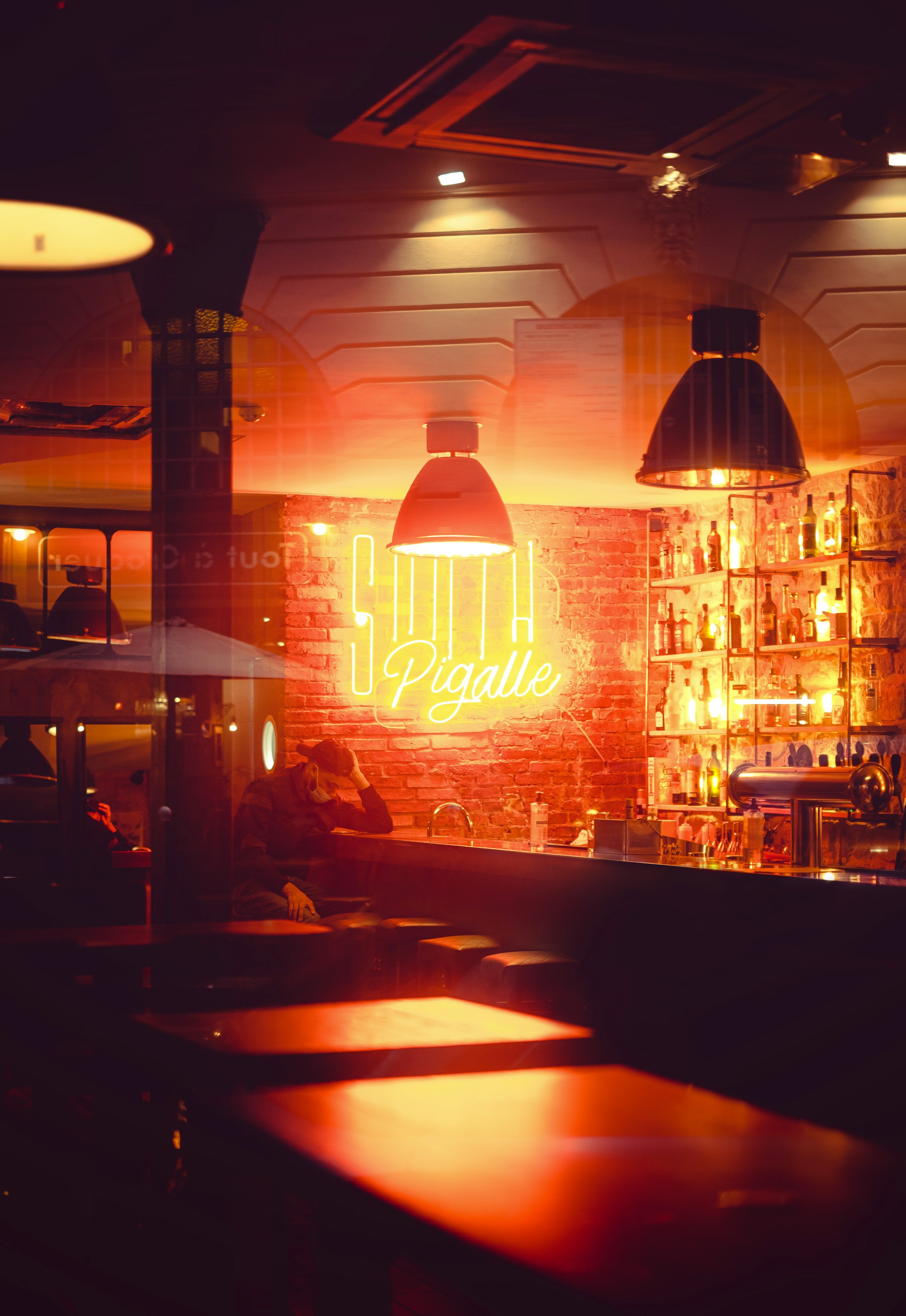 L'intérieur d'un pub | Source : Unsplash