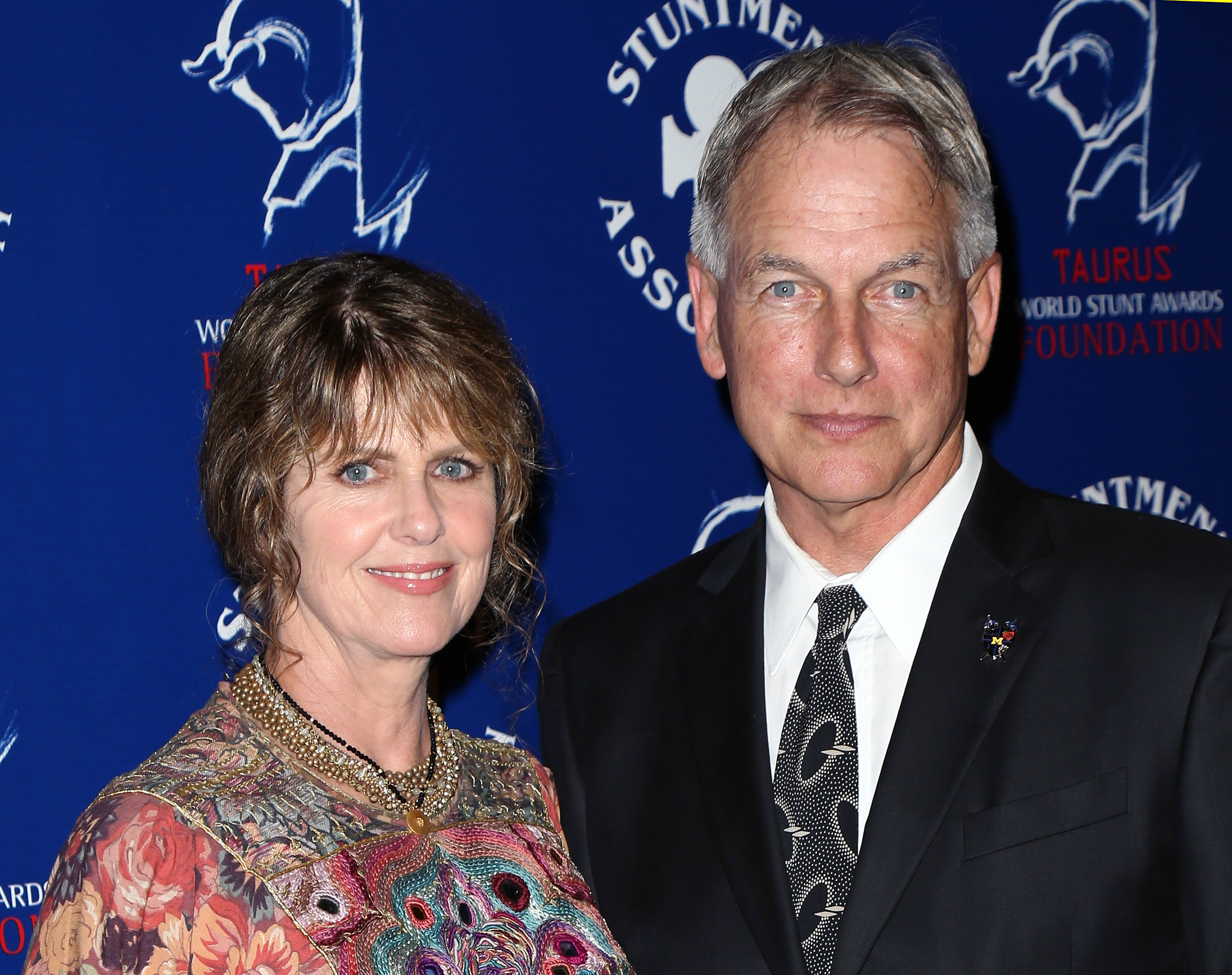 Pam Dawber et Mark Harmon assistent au dîner de remise des 52e prix annuels de la Stuntmen's Association of Motion Pictures, le 14 septembre 2013, à Universal City, en Californie. | Source : Getty Images