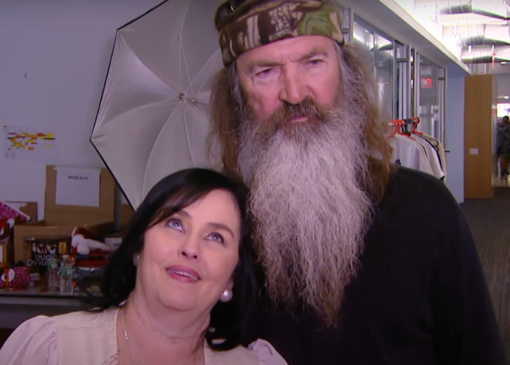 Kay et Phil Robertson lors d'une interview, datée de mai 2025 | Source : YouTube/EntertainmentTonight