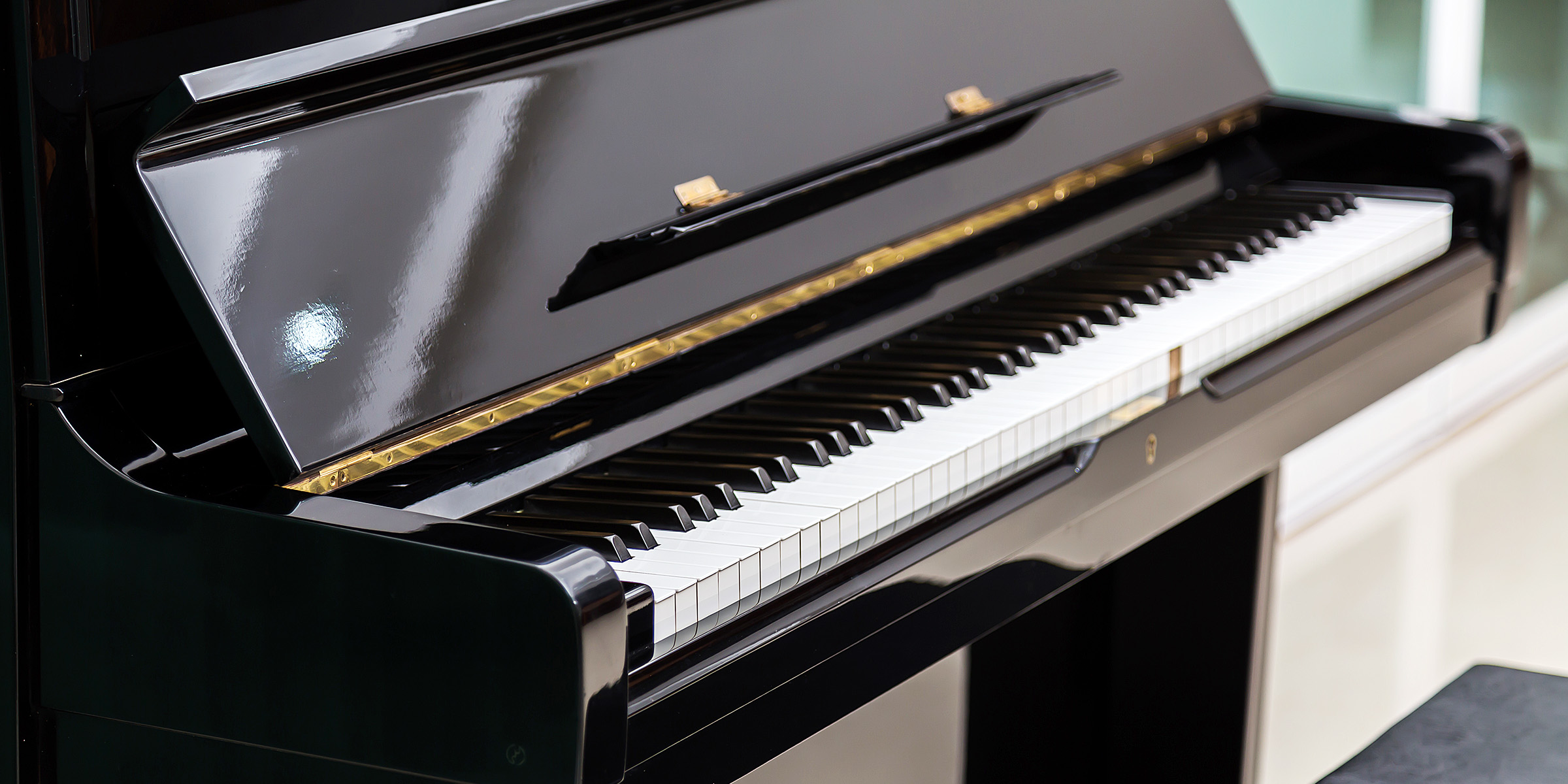 Un piano noir | Source : Freepik