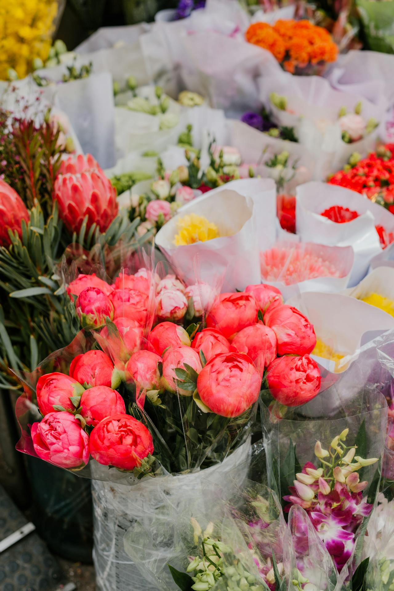 Une composition florale variée | Source : Pexels
