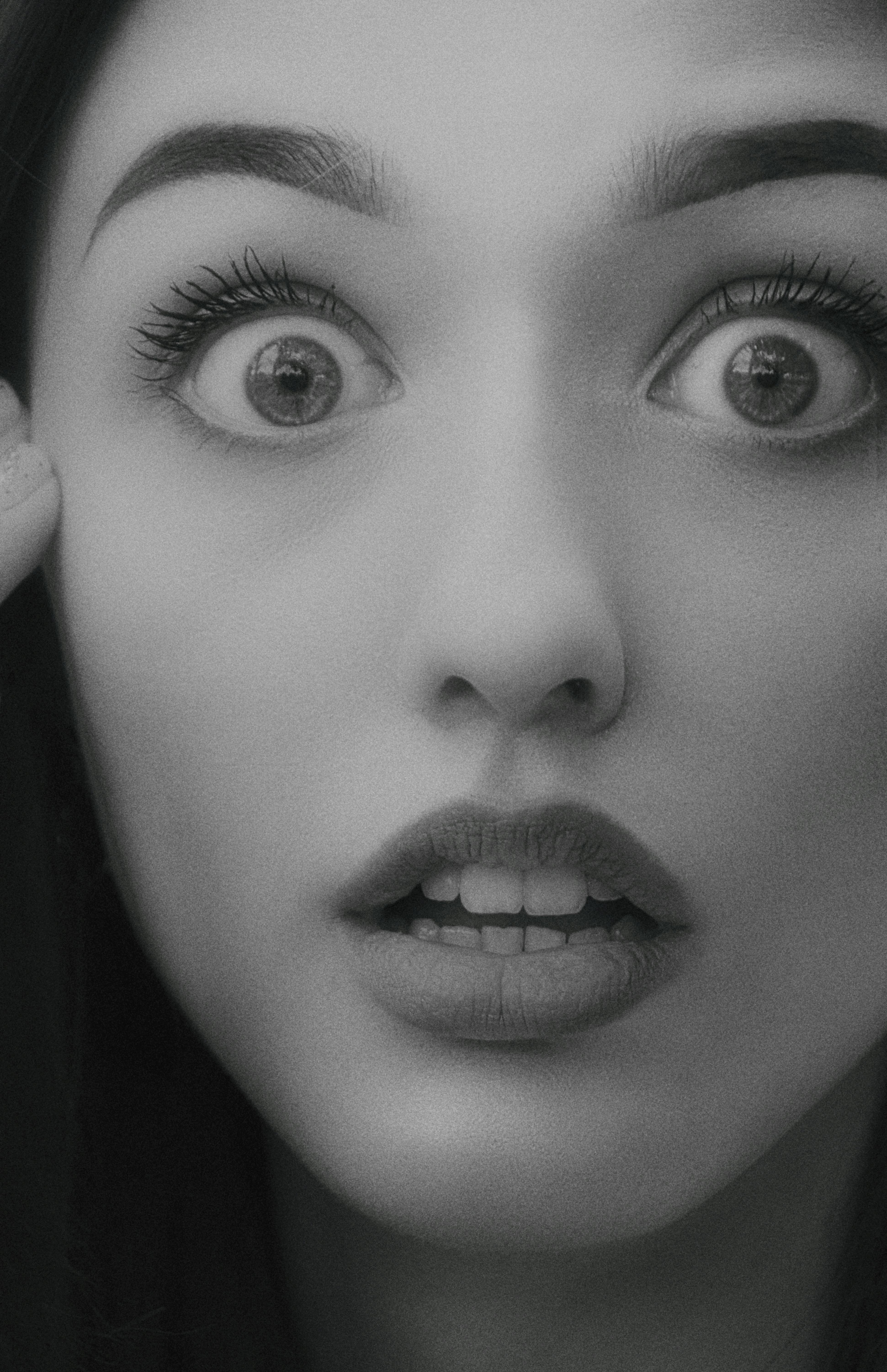 Gros plan sur le visage d'une femme choquée | Source : Pexels