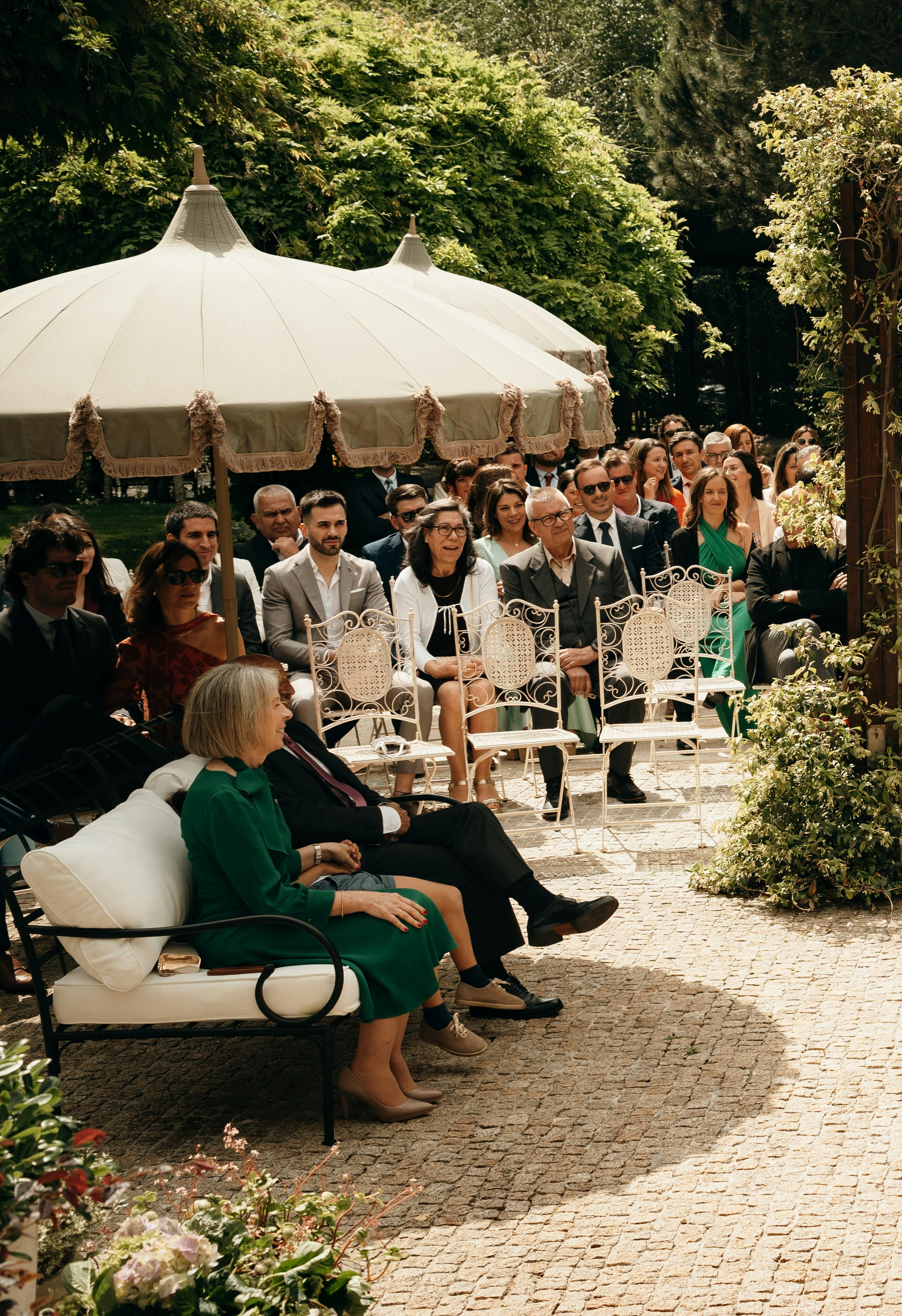 Des invités lors d'un mariage | Source : Unsplash