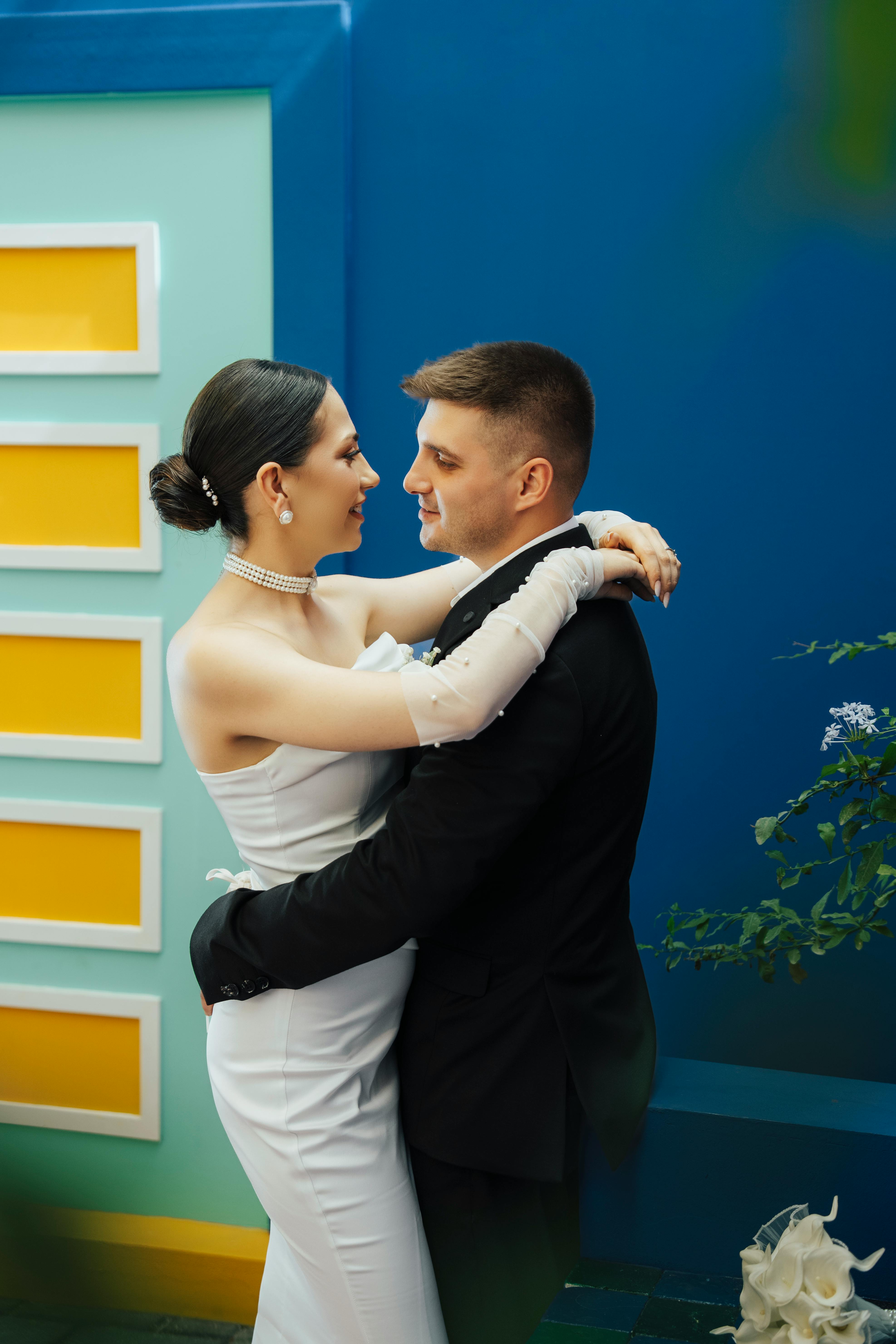Jeunes mariés heureux | Source : Pexels