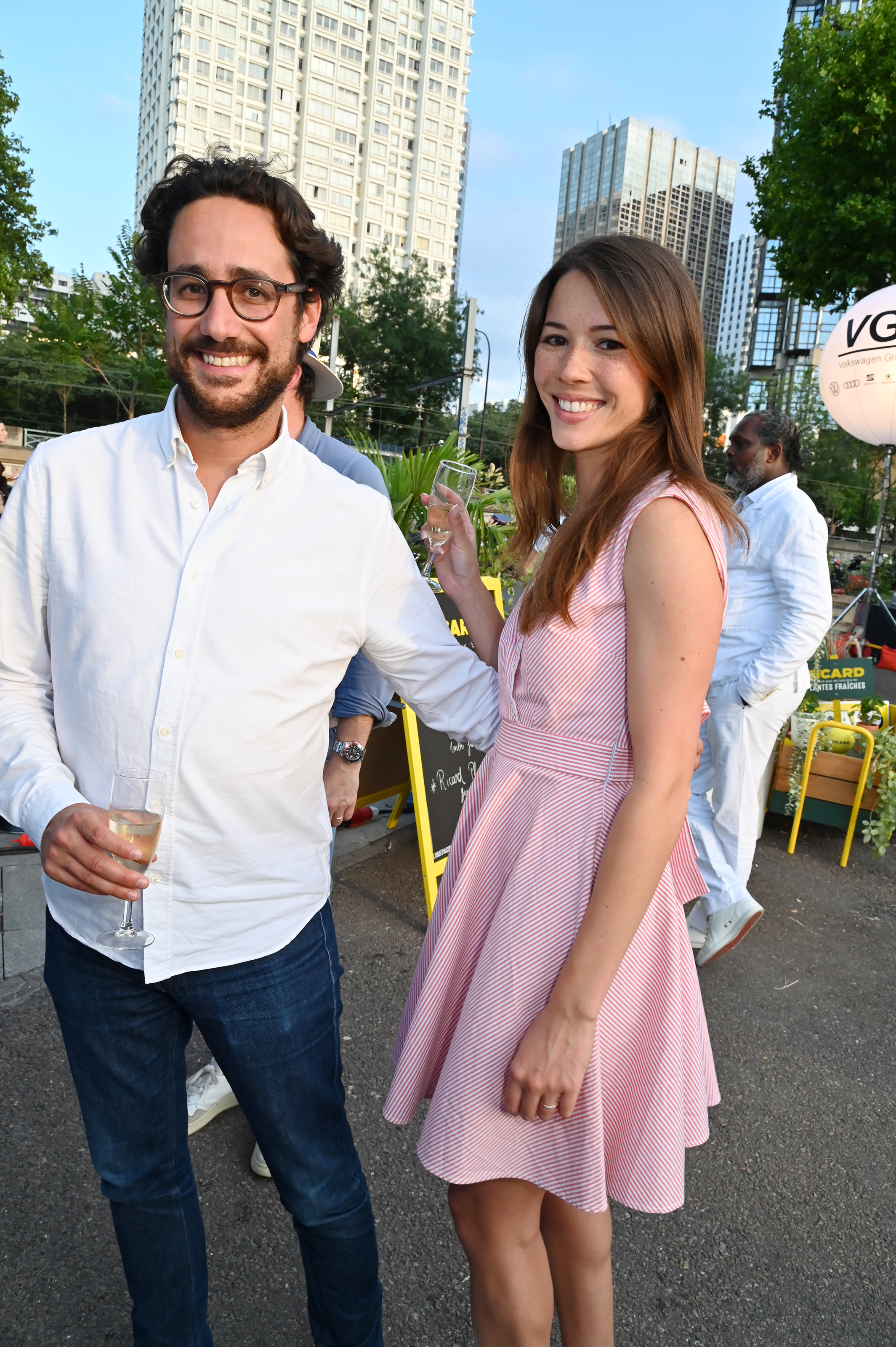 Thomas Hollande et Émilie Broussouloux assistent à la soirée « Pétanque Gastronomique » au Paris Yacht Marina Quai de Grenelle, le 21 juin 2022 à Paris, en France I Source : Getty Images