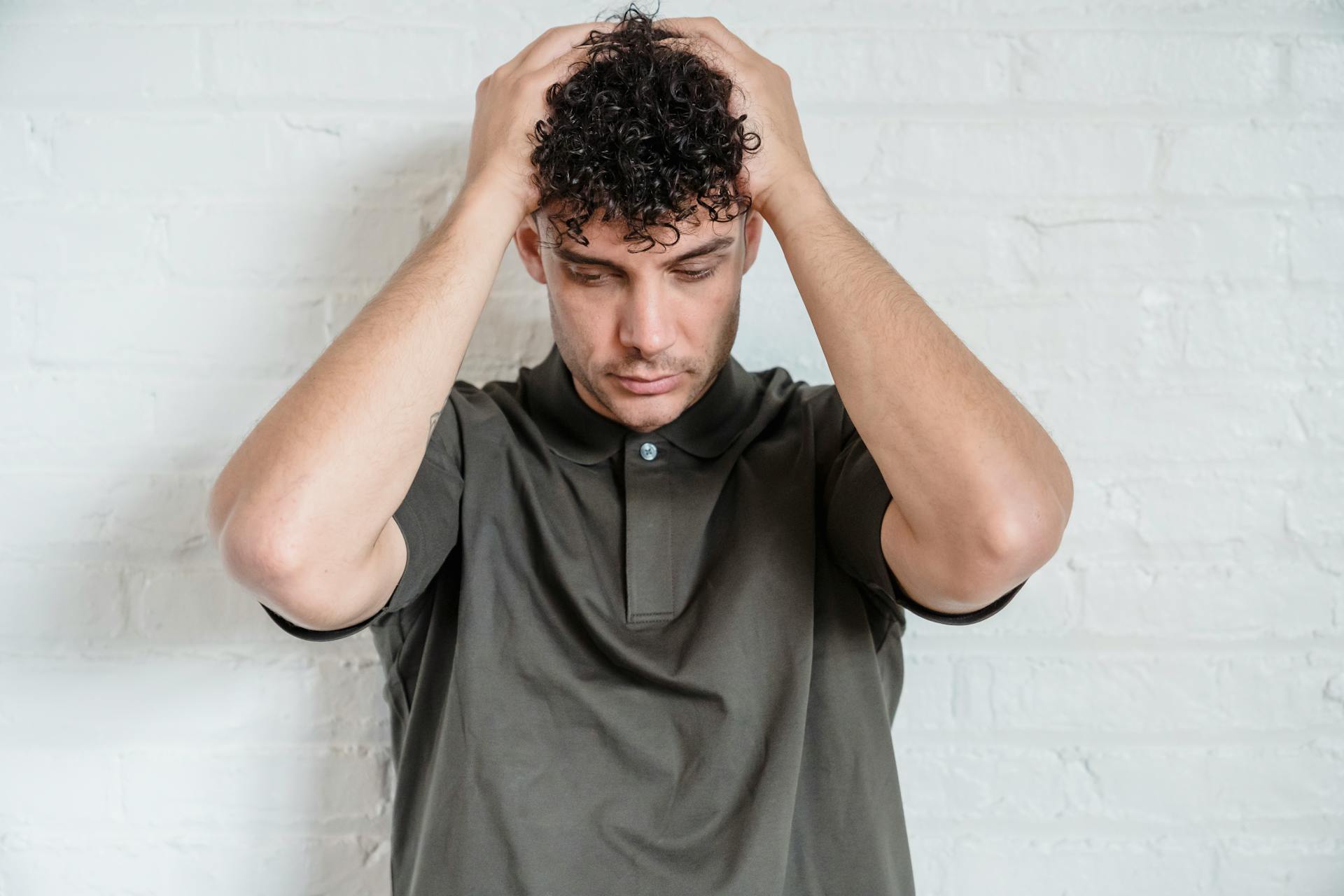 Un homme en détresse | Source : Pexels