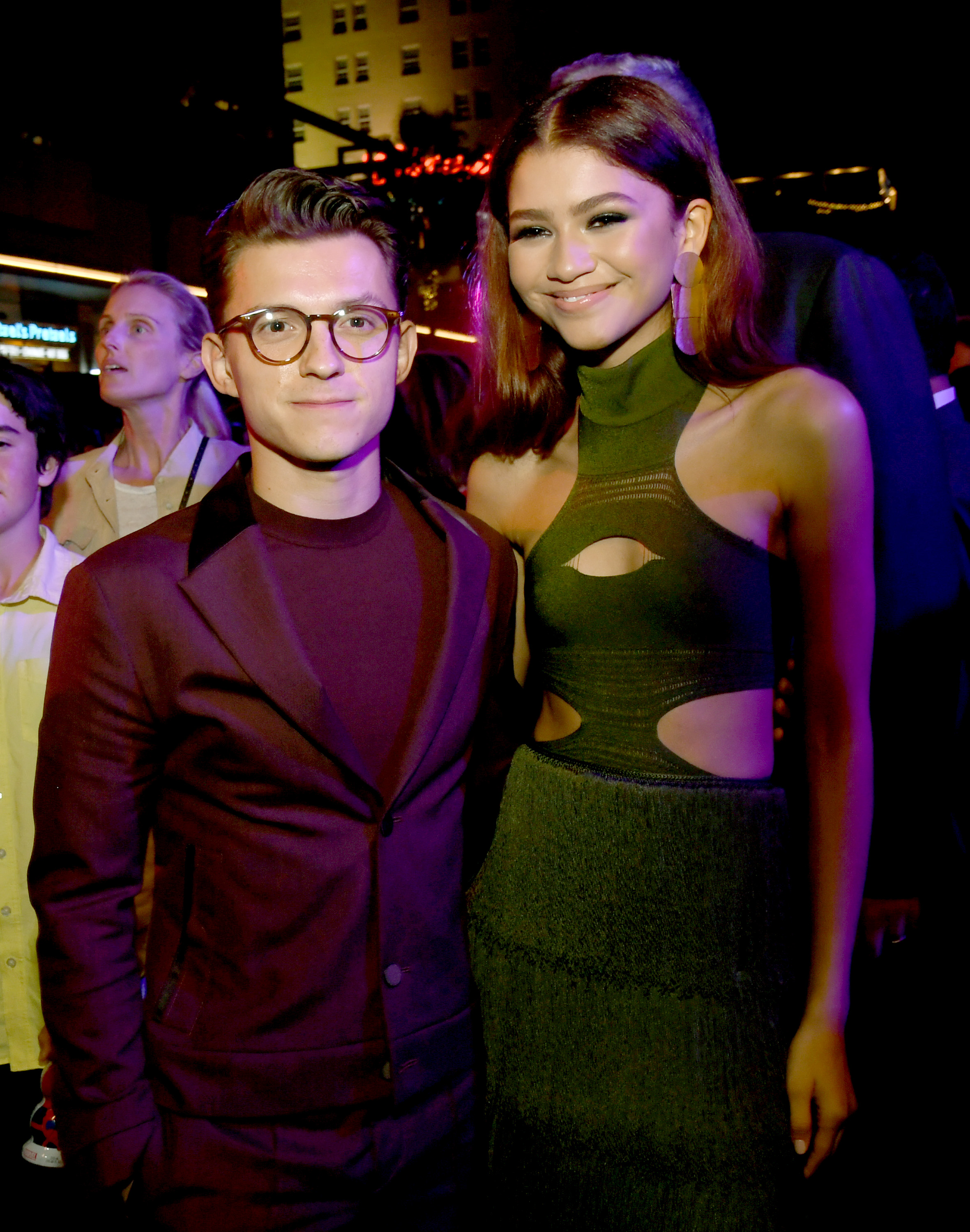 Tom Holland et Zendaya posent à l'after party de la première du film de Sony Pictures « Spider-Man : Far From Home » le 26 juin 2019 à Hollywood, California | Source : Getty Images