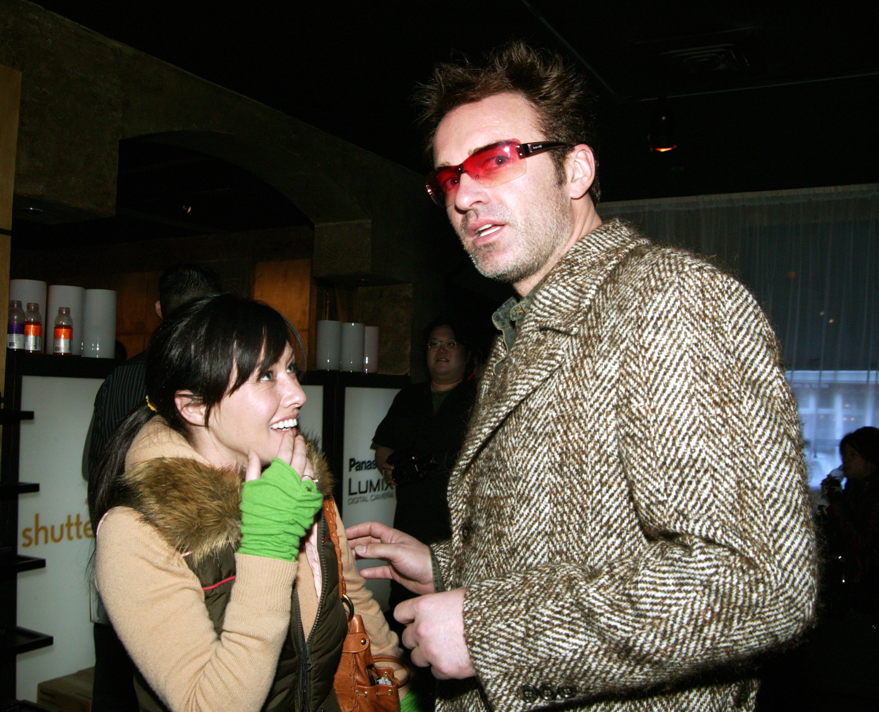 Shannen Doherty et Julian McMahon lors du salon Panasonic Shutterfly de Park City 2005 au Marquee à Park City, Utah | Source : Getty Images