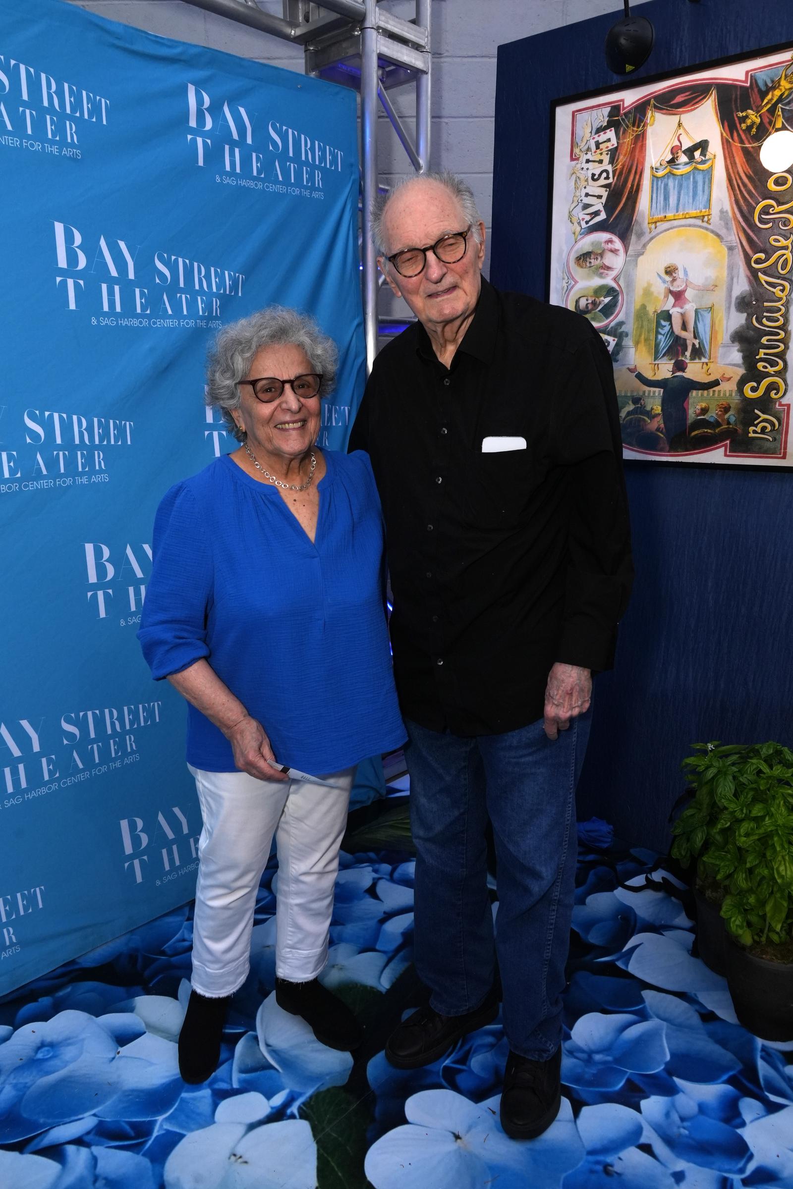 Arlene et Alan Alda assistent au 32e gala annuel d'été du 2024 Bay Street Theater le 6 juillet 2024 | Source : Getty Images