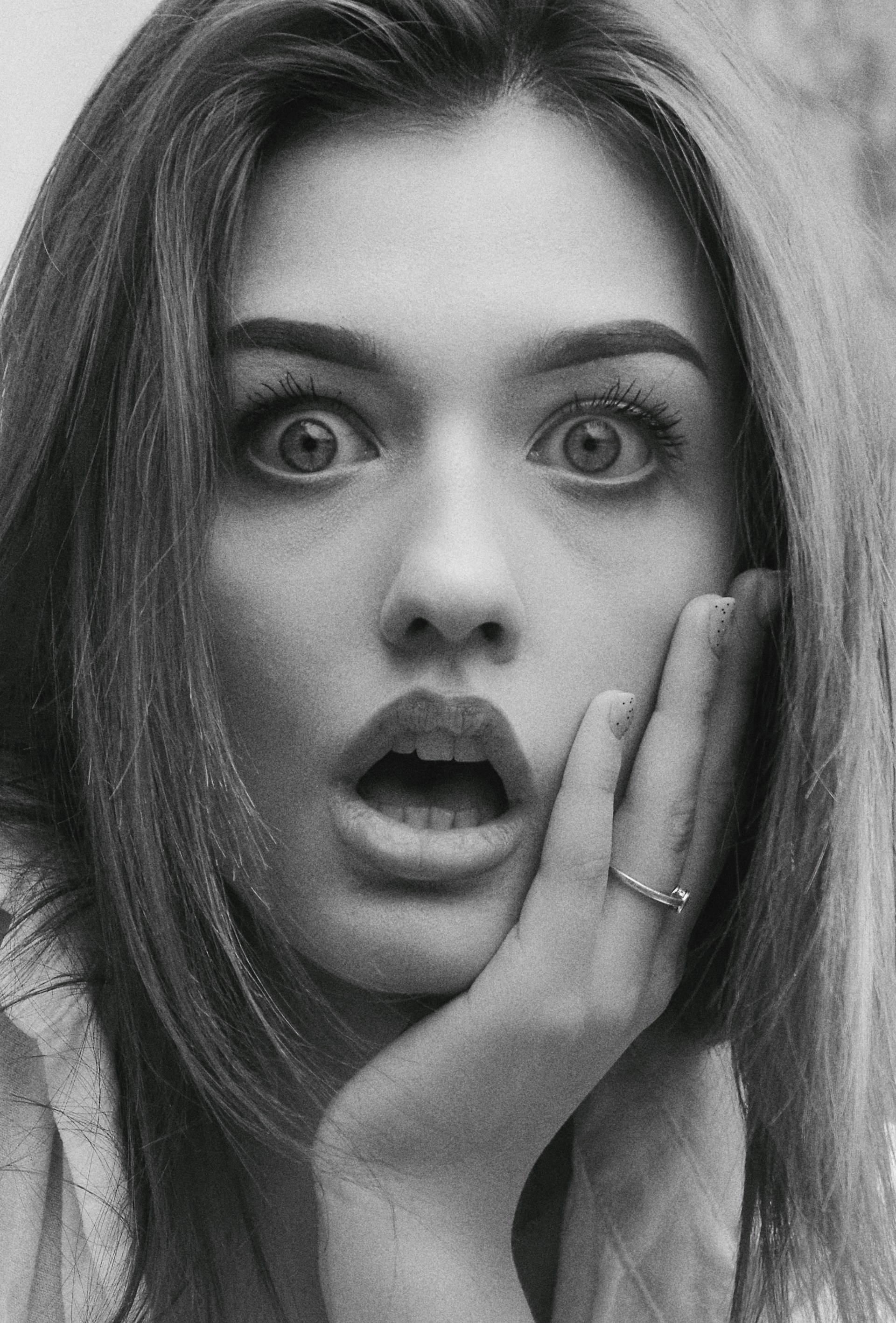 Une femme choquée | Source : Unsplash
