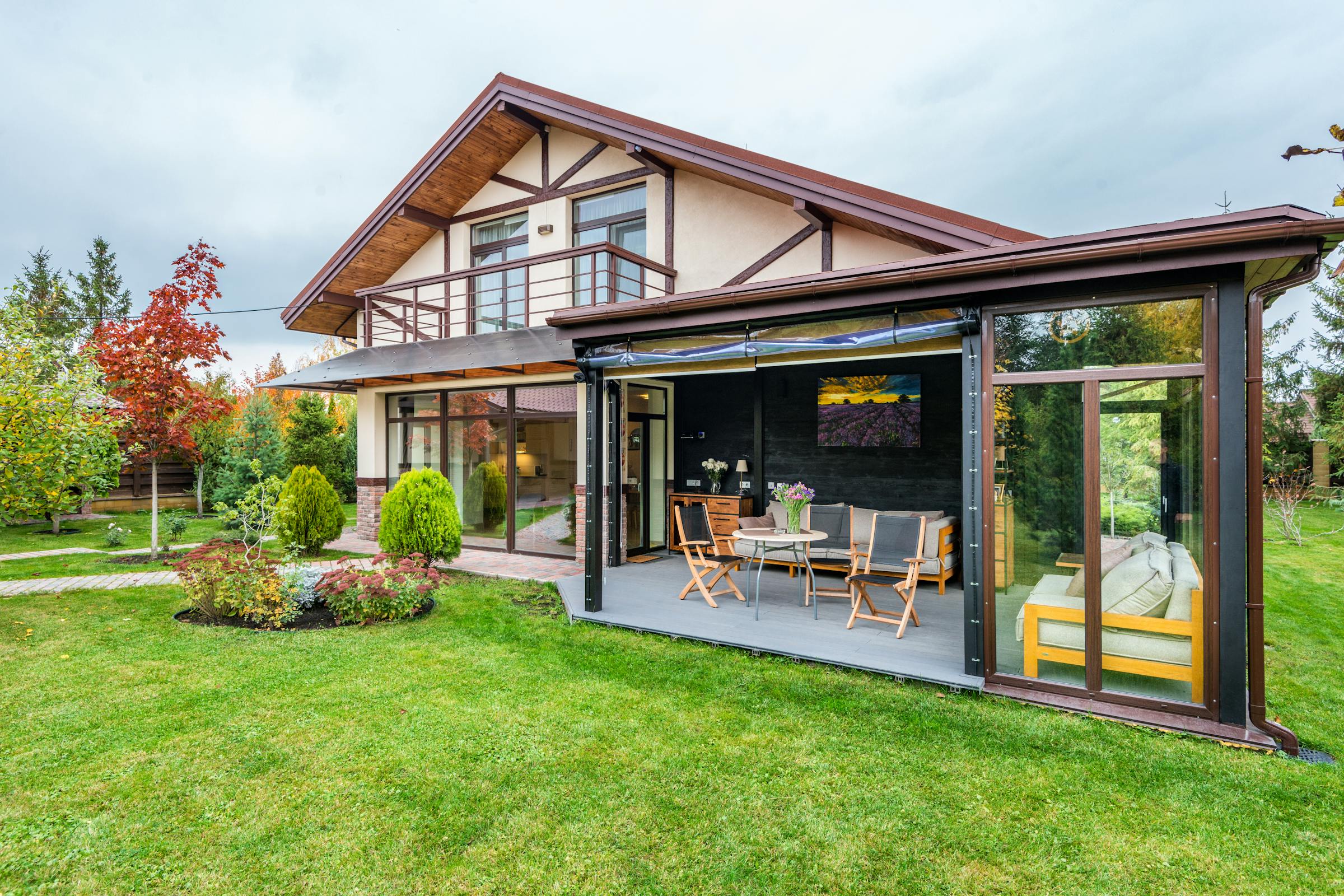 Arrière-cour d'une maison | Source : Pexels
