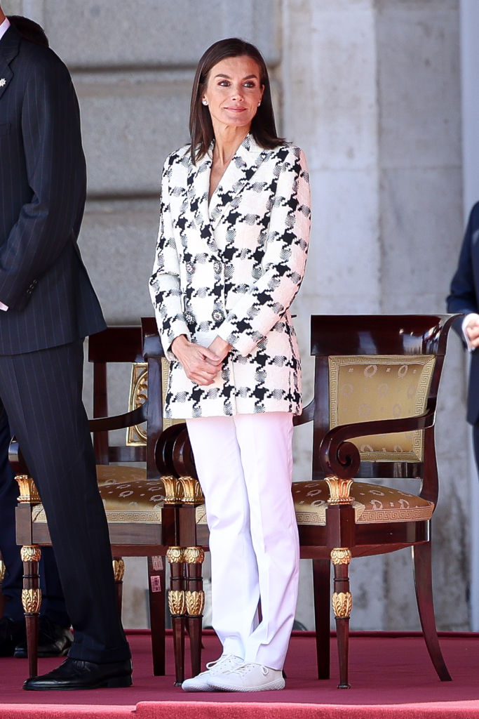 La reine Letizia d'Espagne assiste à la commémoration du bicentenaire de la Police nationale au Palais royal, le 8 mai 2024 à Madrid. | Source : Getty Images