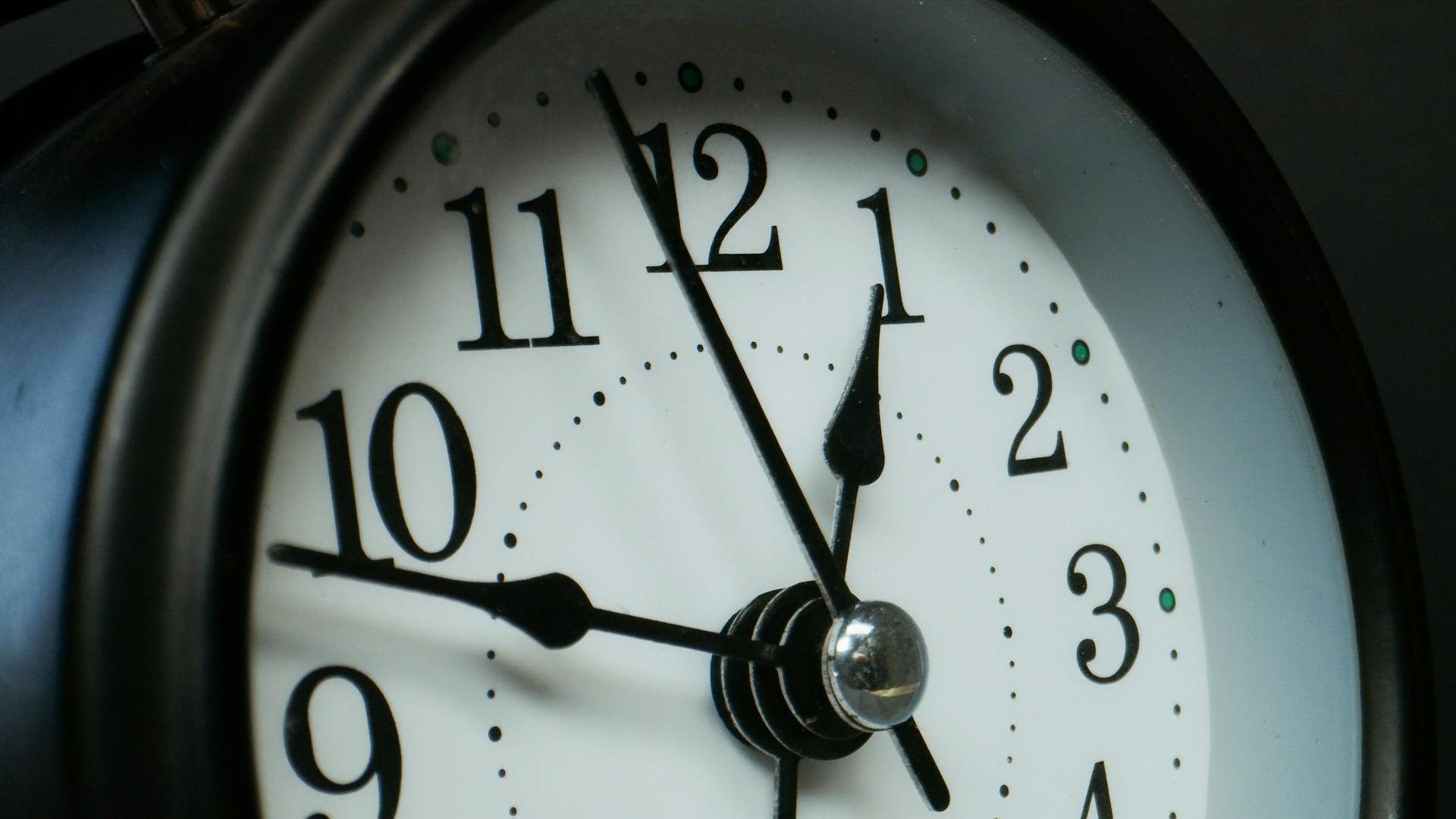 Gros plan sur une horloge | Source : Pexels