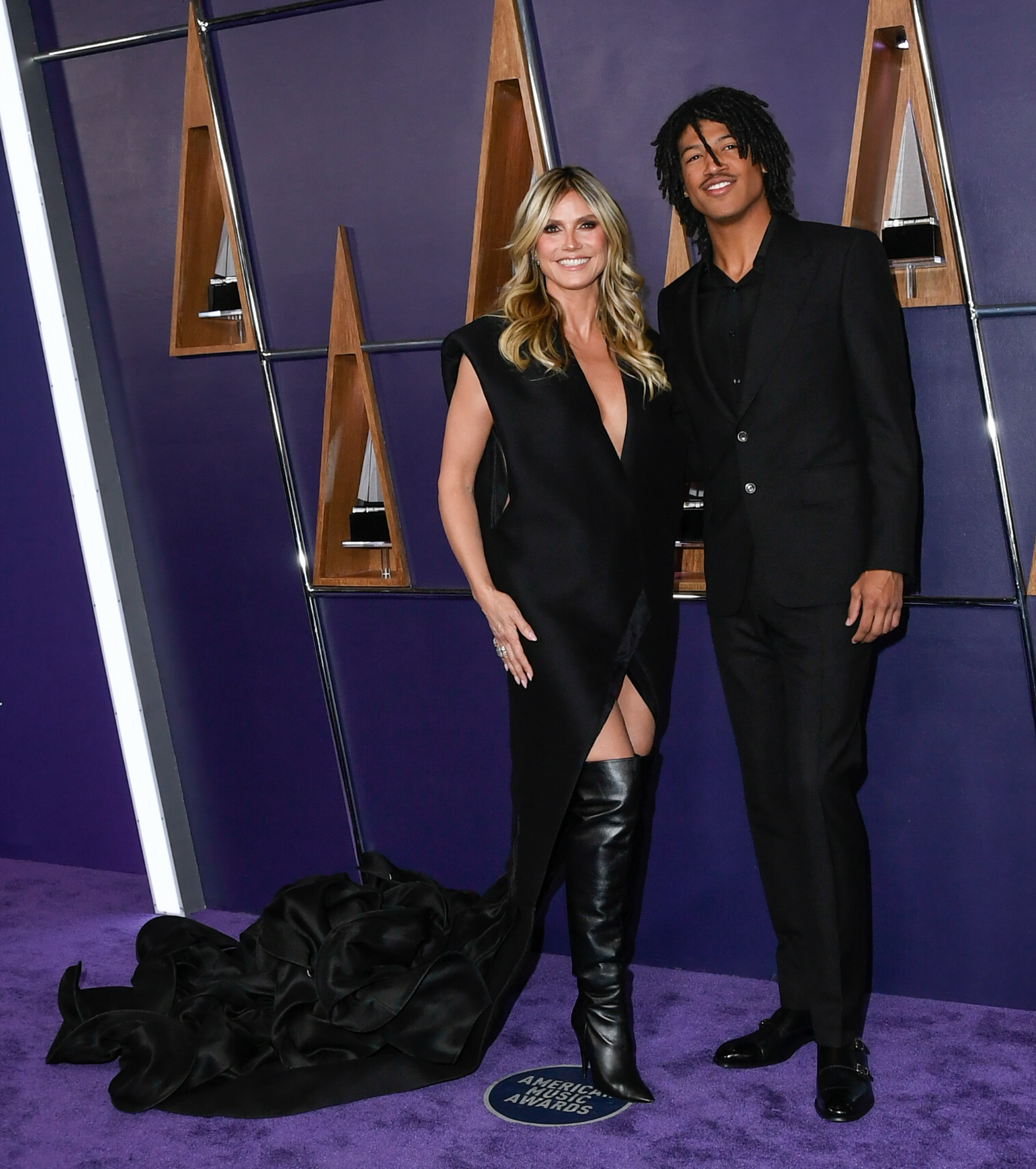 Heidi Klum et Henry Samuel assistent aux American Music Awards 2025 au Fontainebleau Las Vegas le 26 mai 2025, à Las Vegas, Nevada. | Source : Getty Images