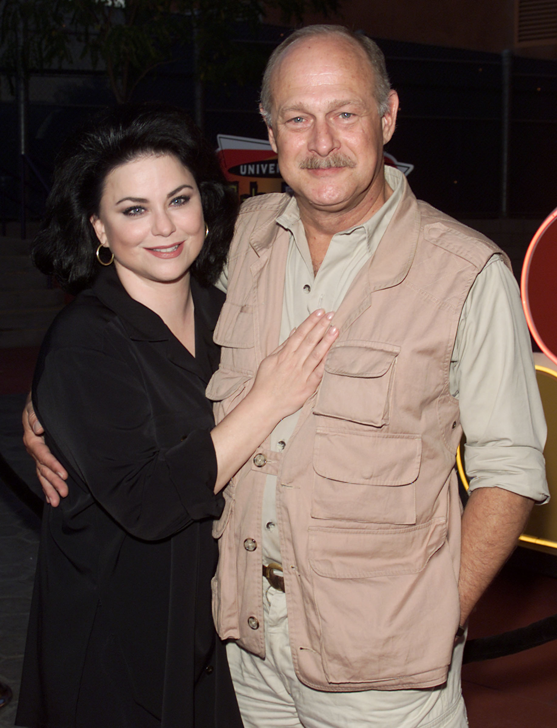 Delta Burke et Gerald McRaney assistent à la soirée TCA de l'été 2000 de NBC, le 19 juillet 2000, à Los Angeles, en Californie. | Source : Getty Images