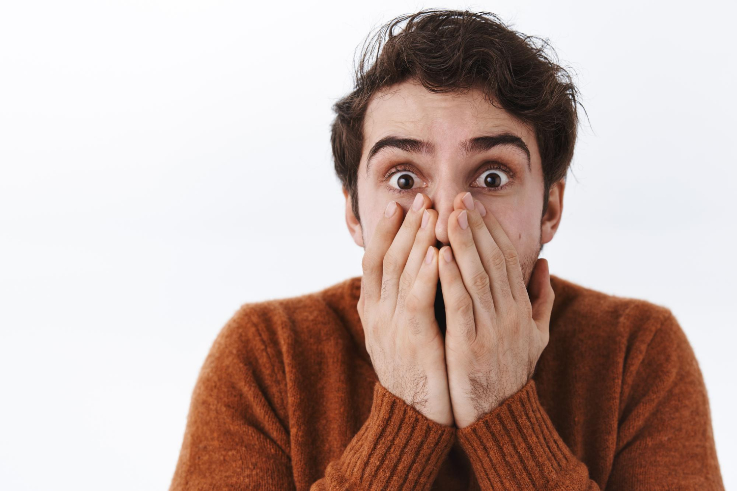 Un homme choqué | Source : Freepik
