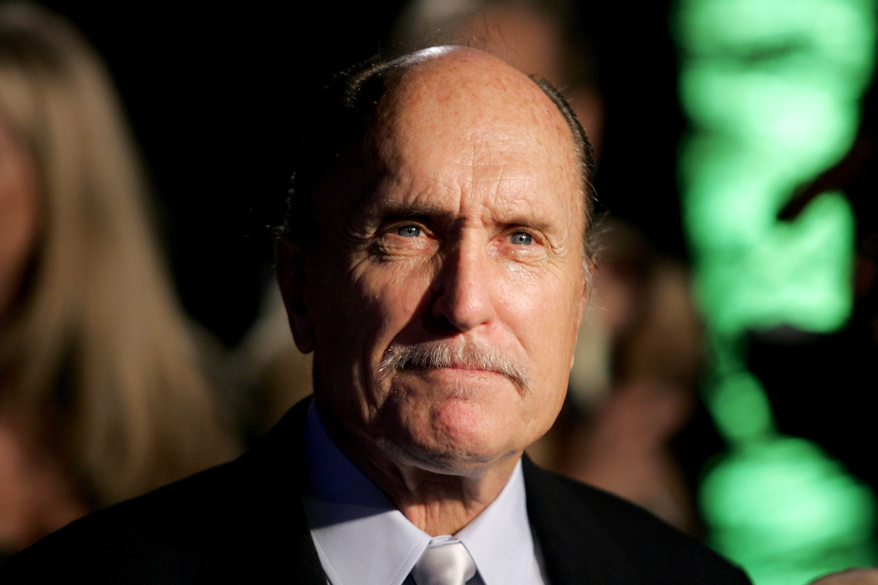 Robert Duvall arrive à la soirée Vanity Fair Oscar Party le 27 février 2005 | Source : Getty Images