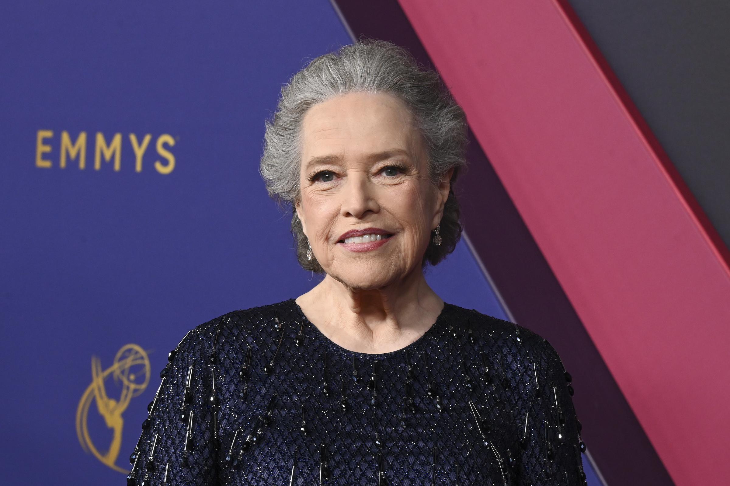 Kathy Bates lors de la 76e cérémonie des Primetime Emmy Awards, le 15 septembre 2024, à Los Angeles, en Californie. | Source : Getty Images