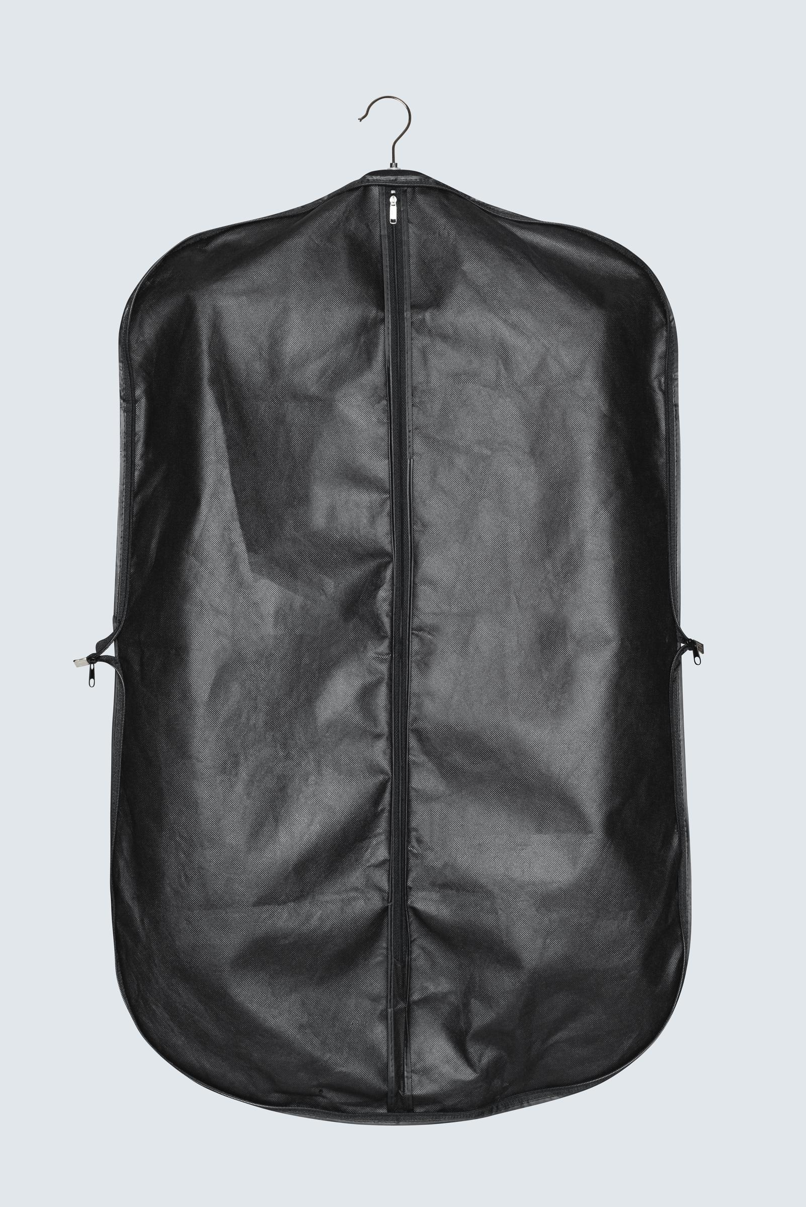 Un sac à vêtements | Source : Freepik