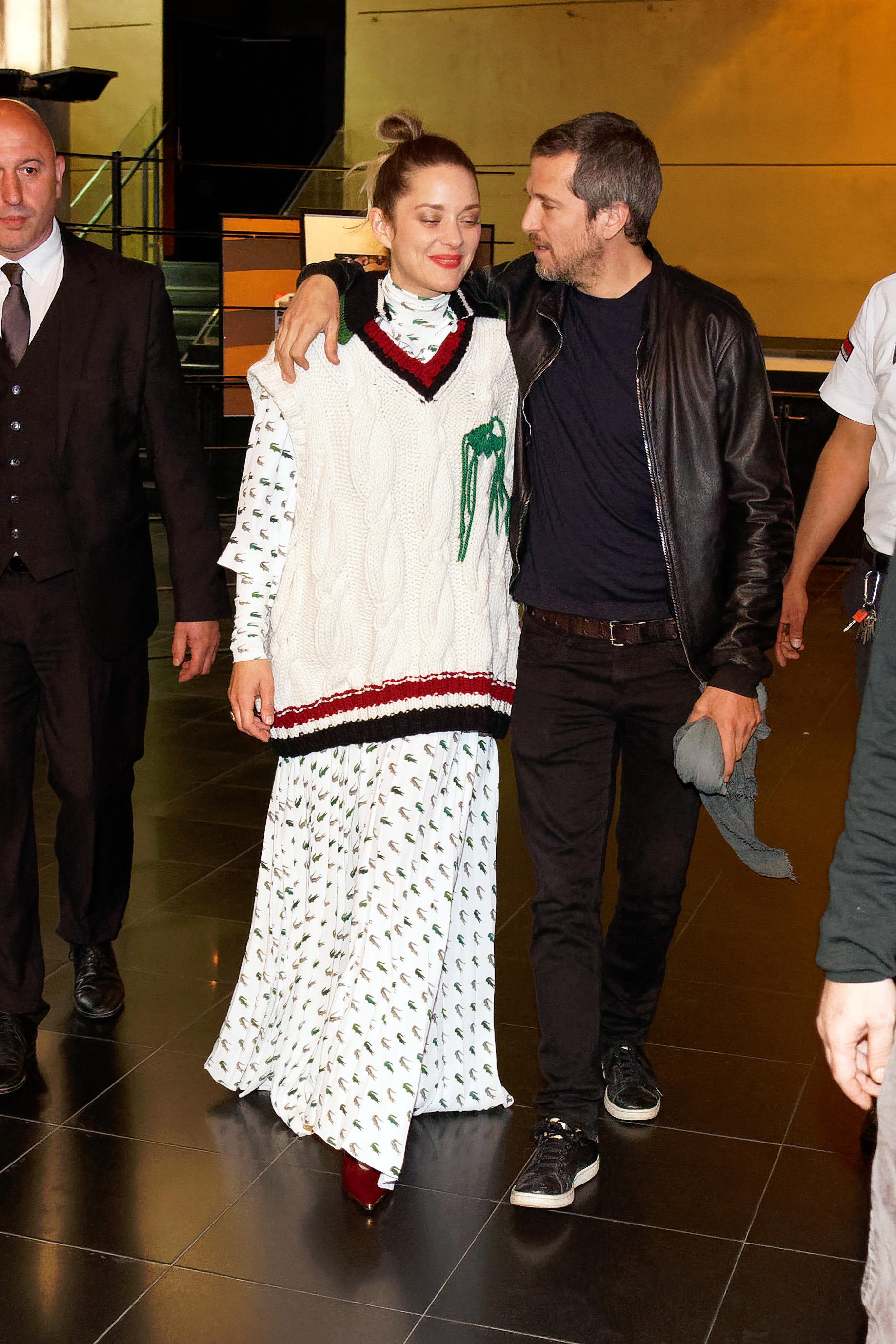 L'actrice Marion Cotillard et son mari et réalisateur Guillaume Canet assistent à la première de "Nous finirons Ensemble" à l'UGC De Brouckere le 23 avril 2019 à Bruxelles, Belgique I Source : Getty Images