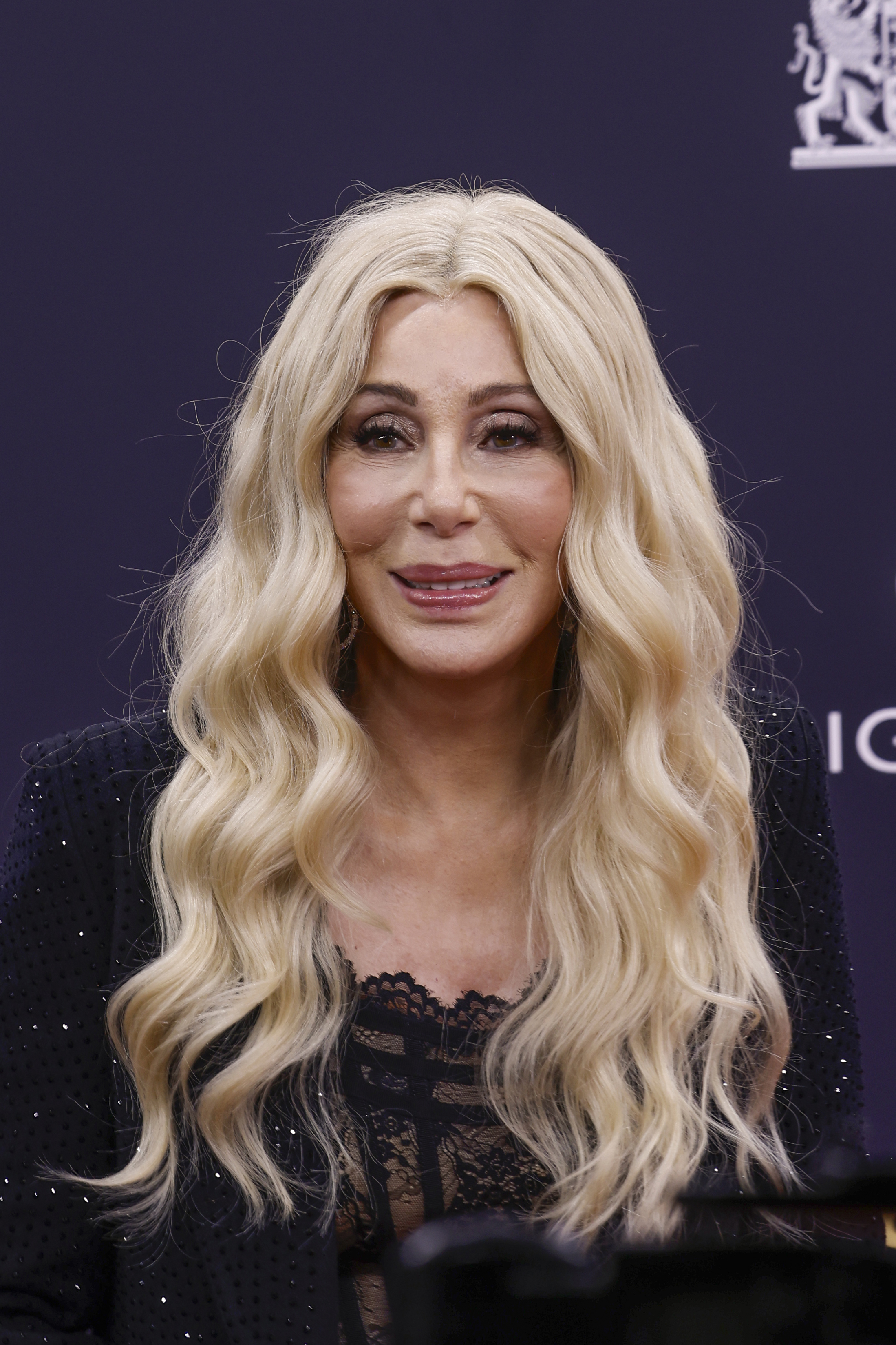 Cher aux Bambi Awards à Munich, en Allemagne, le 13 novembre 2025. | Source : Getty Images