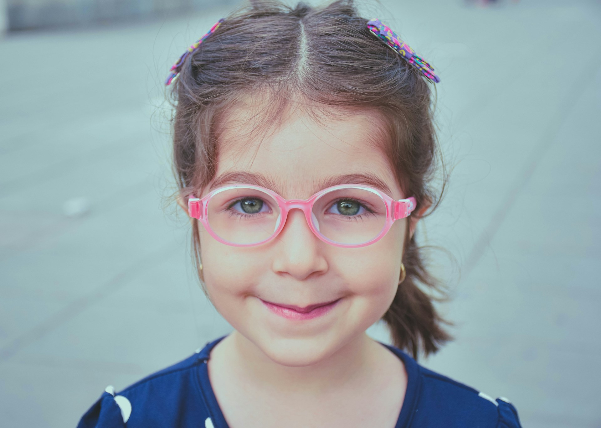 Une fille souriante | Source : Unsplash