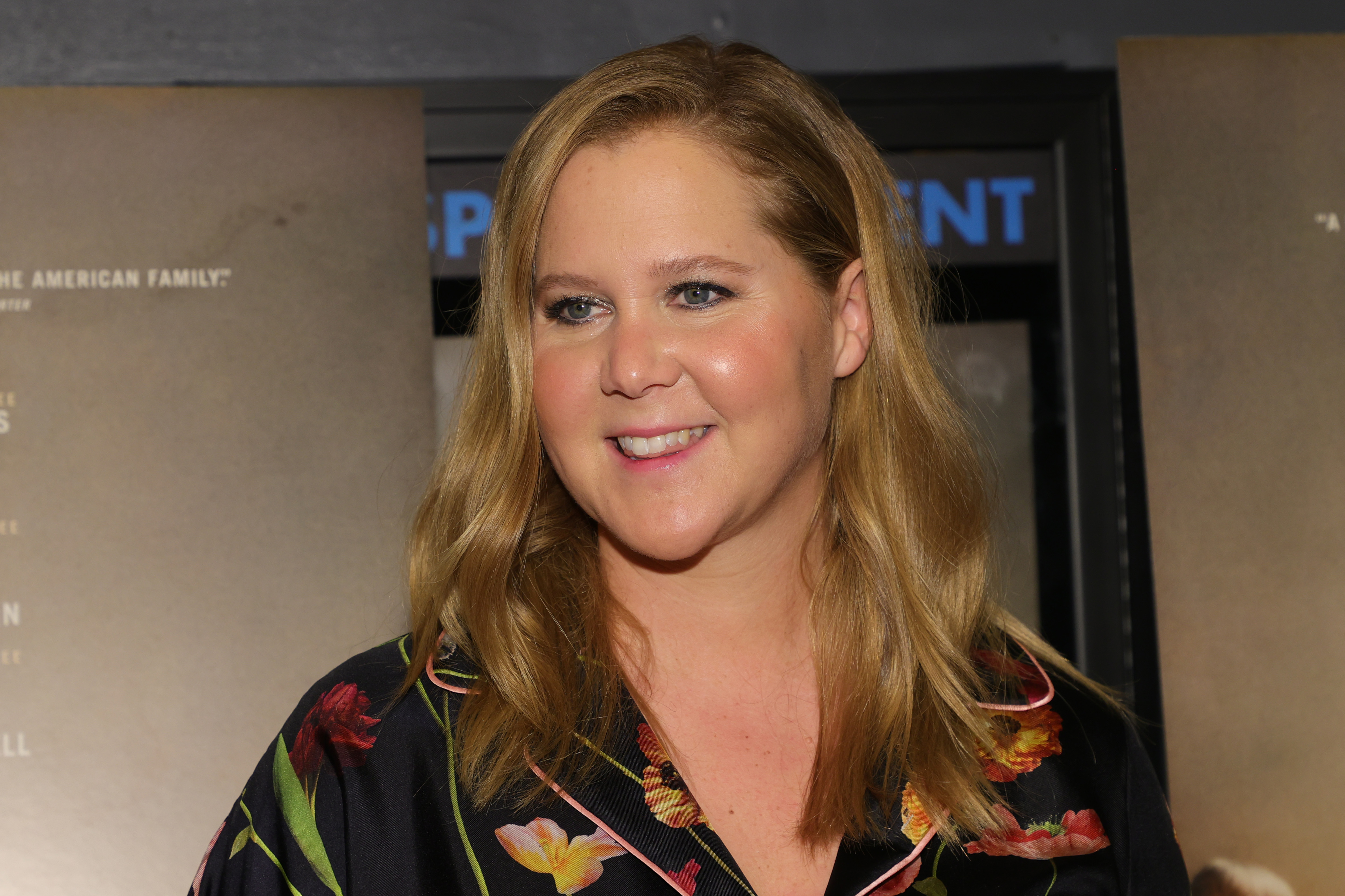Amy Schumer assiste à la projection du film « The Humans » organisée par A24 et la Cinema Society le 18 novembre 2021 | Source : Getty Images