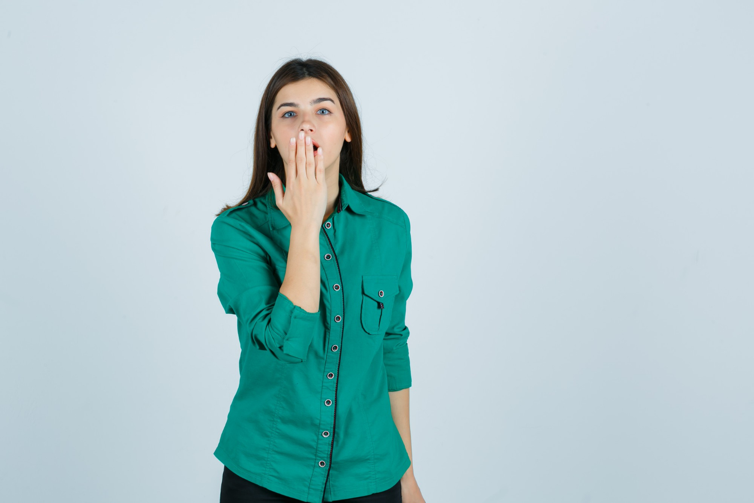 Une femme effrayée | Source : Freepik