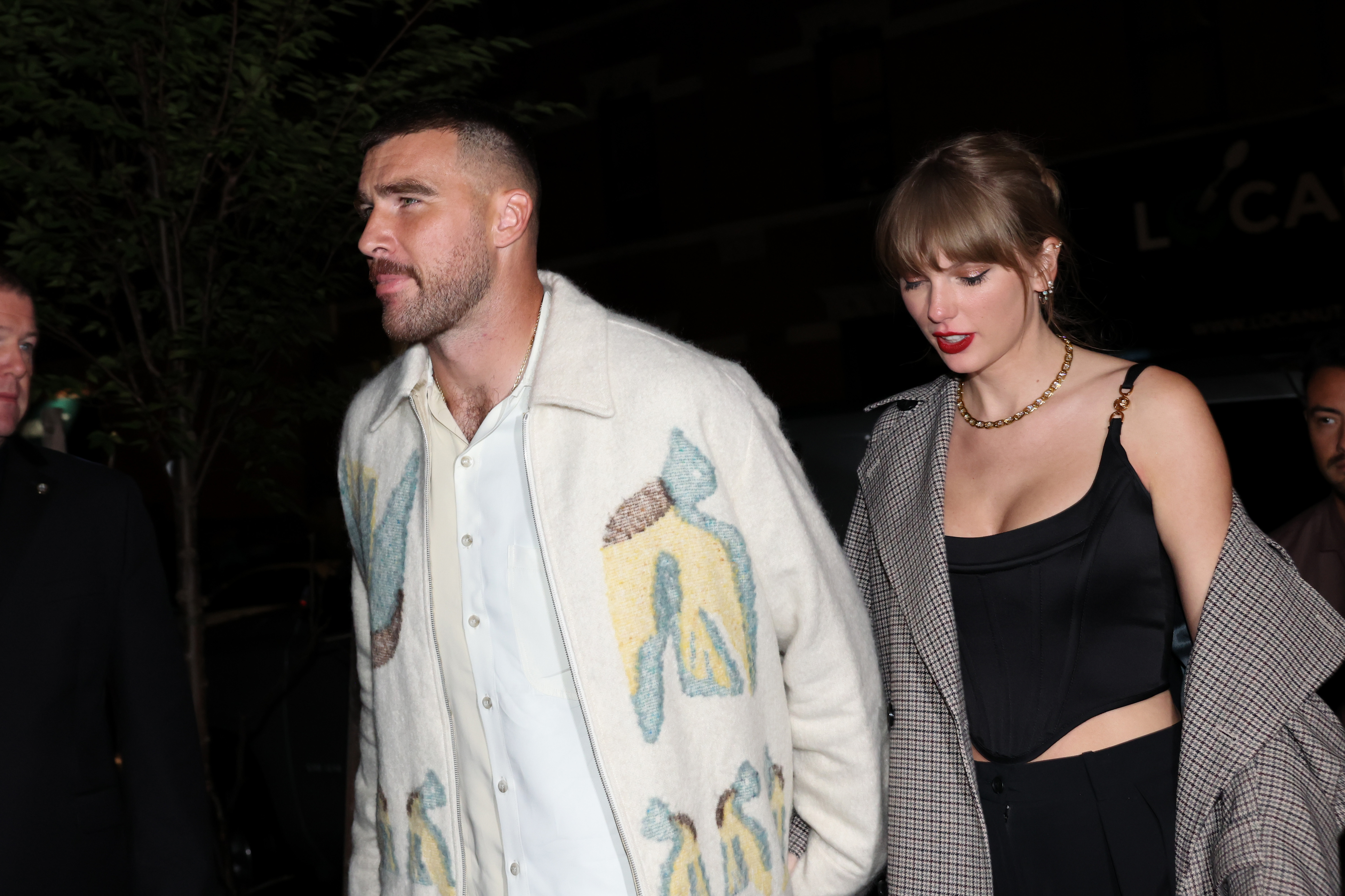 Travis Kelce et Taylor Swift au CATCH Steak le 14 octobre 2023, à New York. | Source : Getty Images