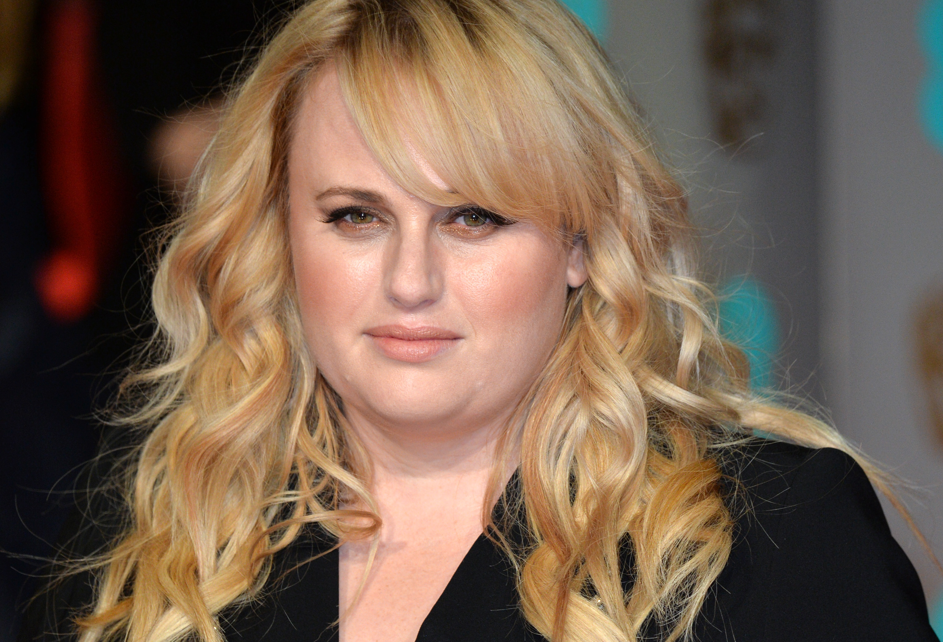 Rebel Wilson lors de la cérémonie des EE British Academy Film Awards, le 14 février 2016, à Londres, en Angleterre. | Source : Getty Images