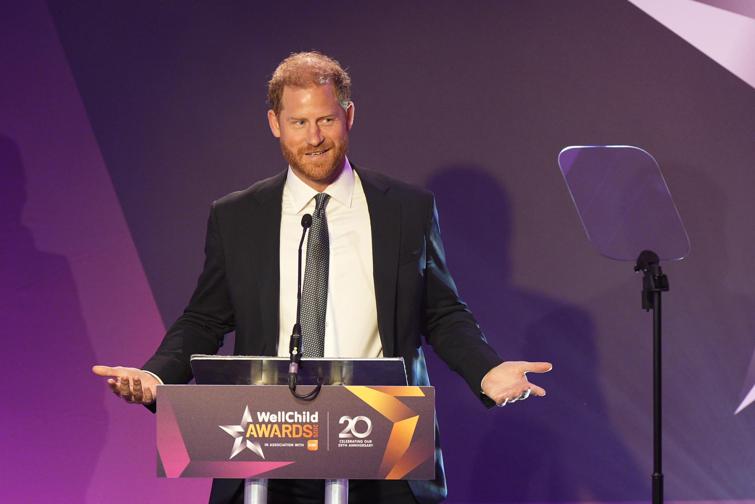 Le prince Harry, duc de Sussex, prononce un discours lors de la cérémonie annuelle des WellChild Awards 2025 qui s'est tenue au Royal Lancaster Hotel à Londres, en Angleterre, le 8 septembre | Source : Getty Images
