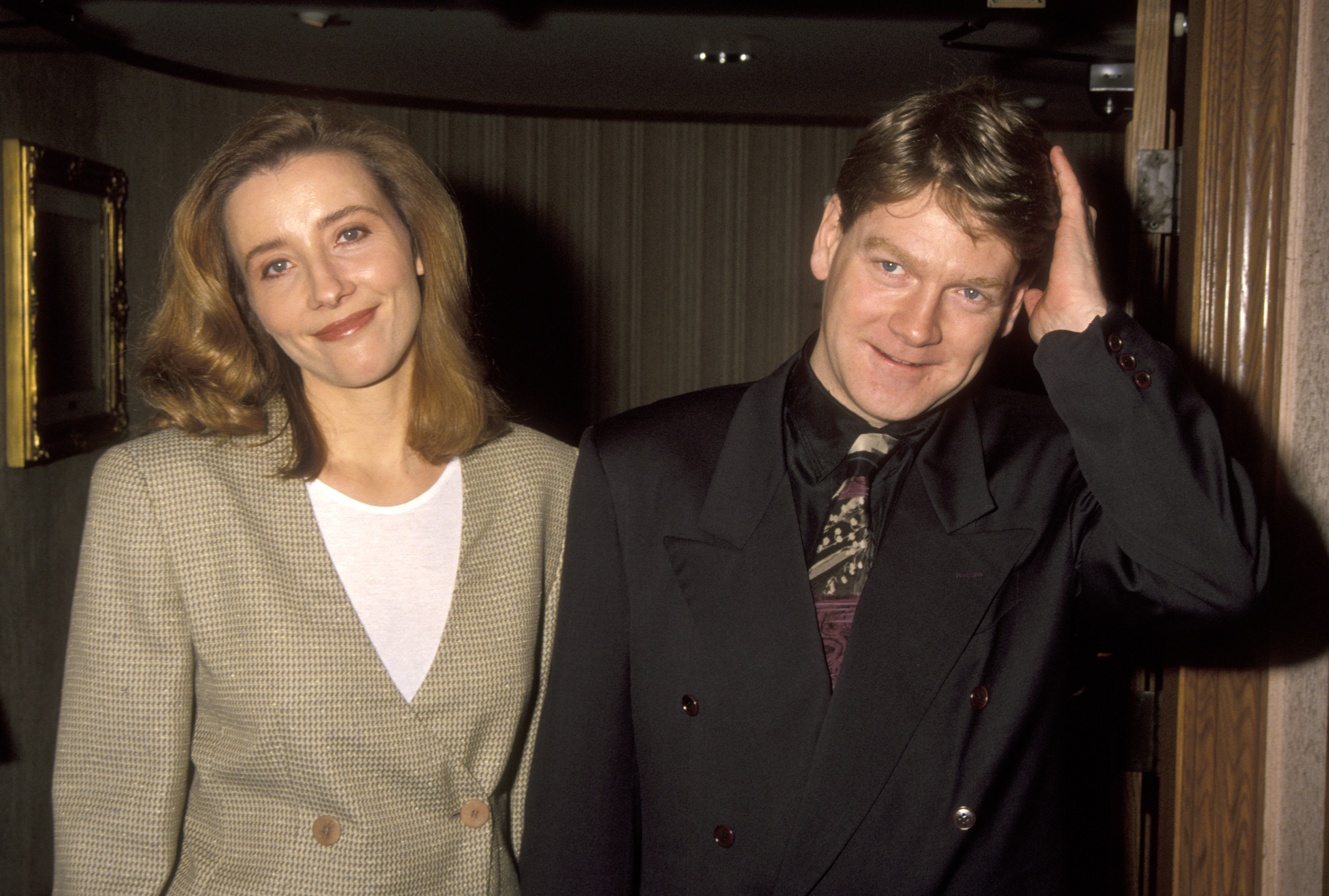 Emma Thompson et Kenneth Branagh lors de la 18e cérémonie annuelle de remise des prix de la LA Film Critics Association à West Hollywood en 1993. | Source : Getty Images